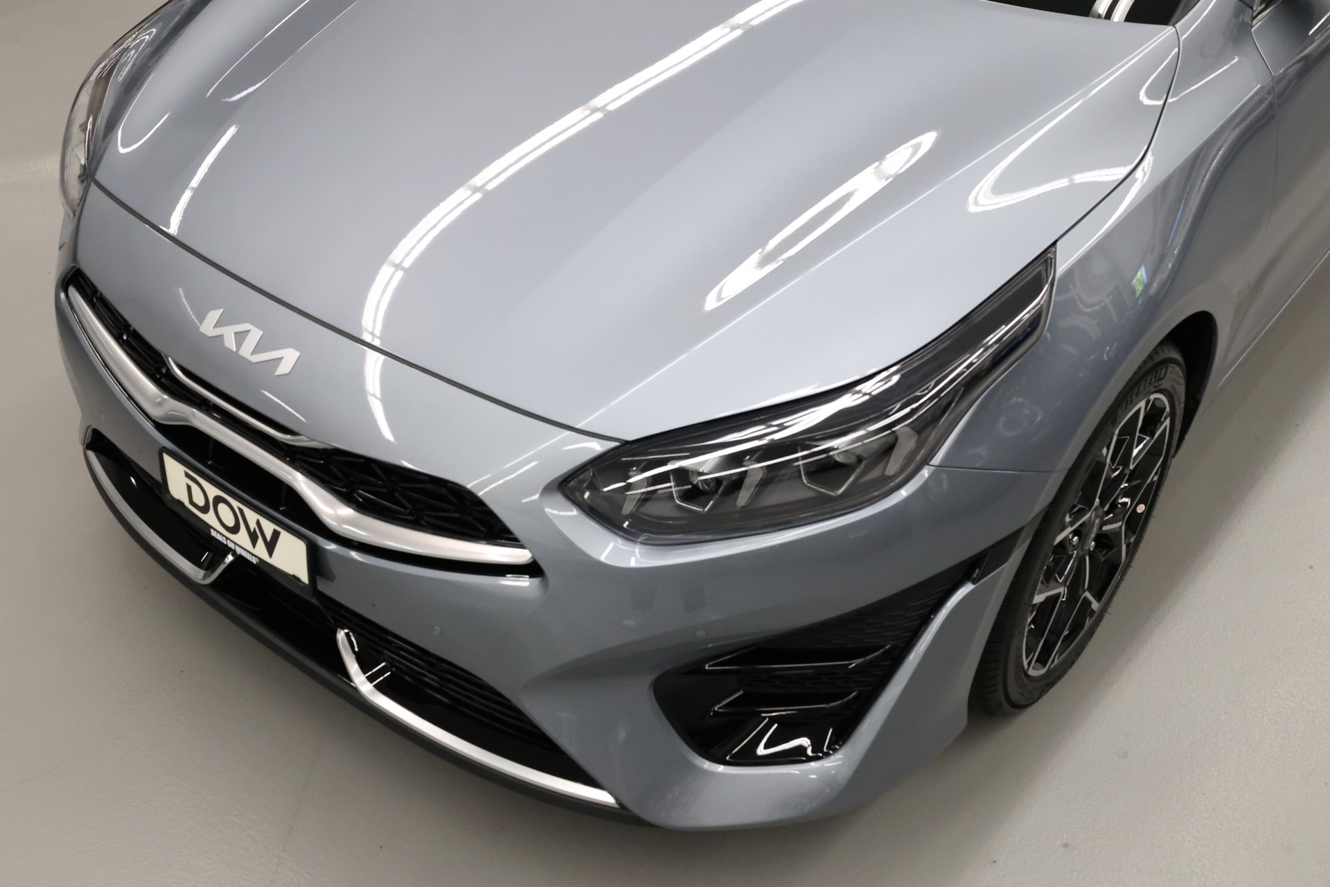 KIA Ceed SW 1.5 T-GDi GT-Line-image-10