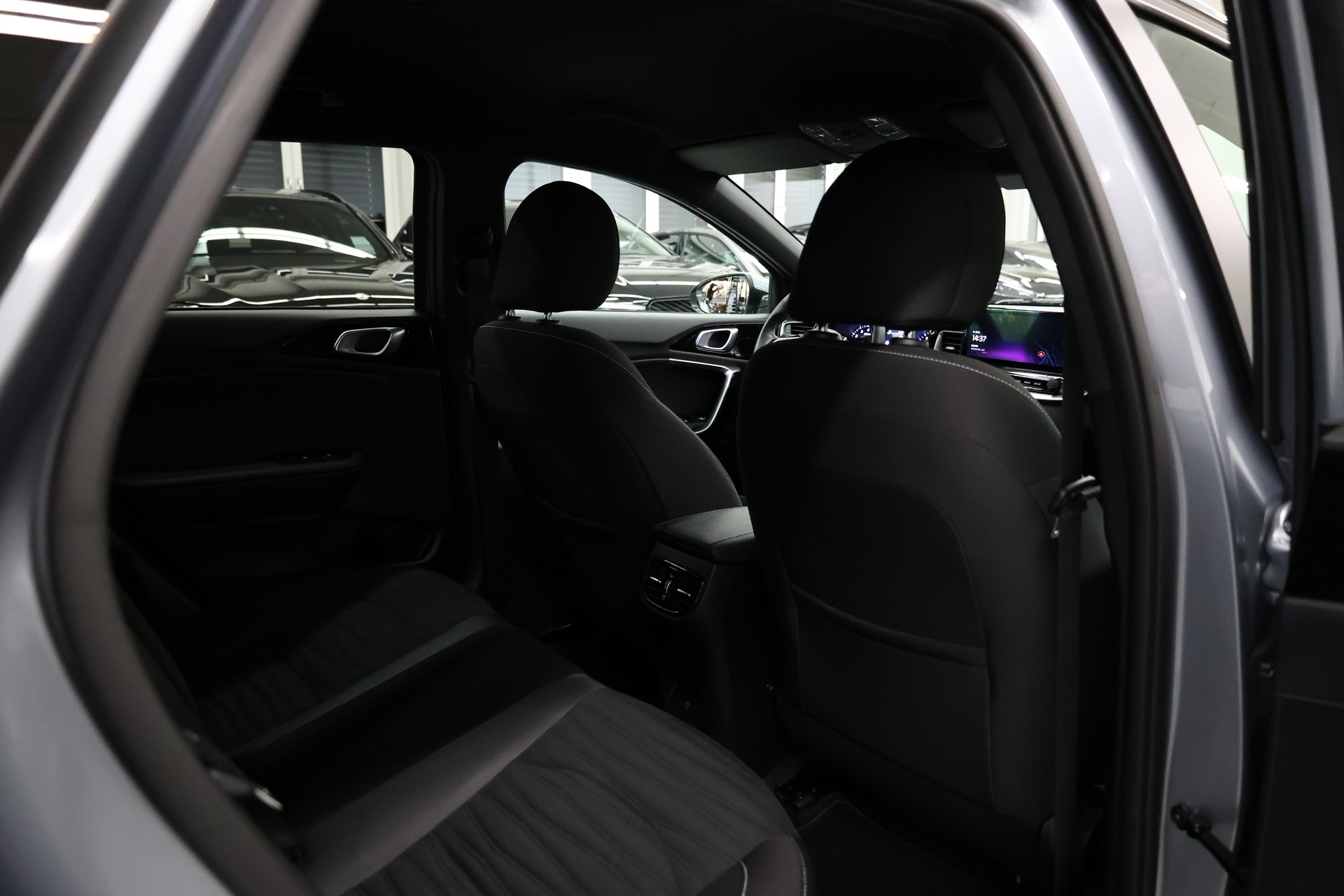 KIA Ceed SW 1.5 T-GDi GT-Line-image-24