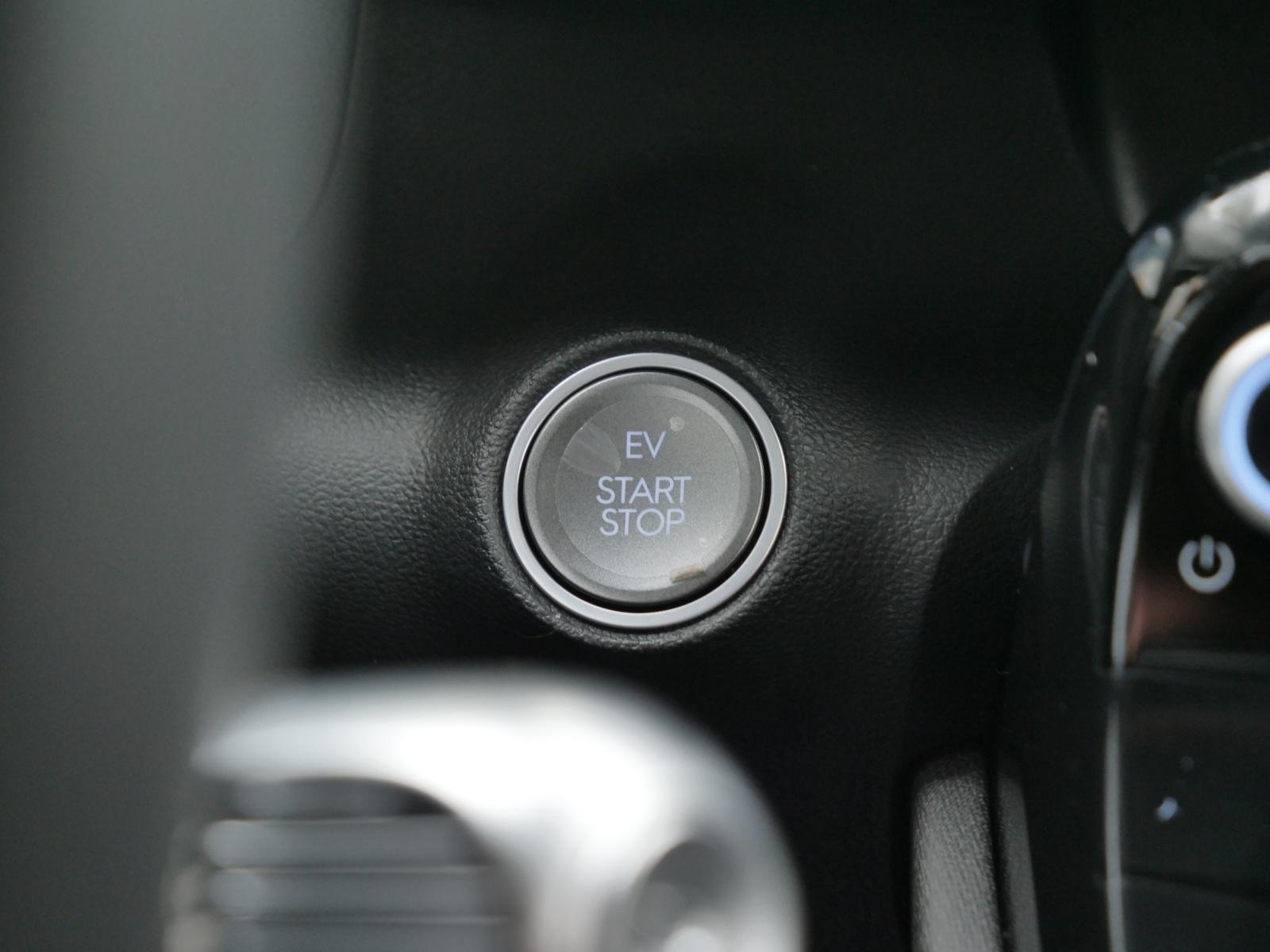 HYUNDAI Inster 49 kWh Electric Amplia-image-24