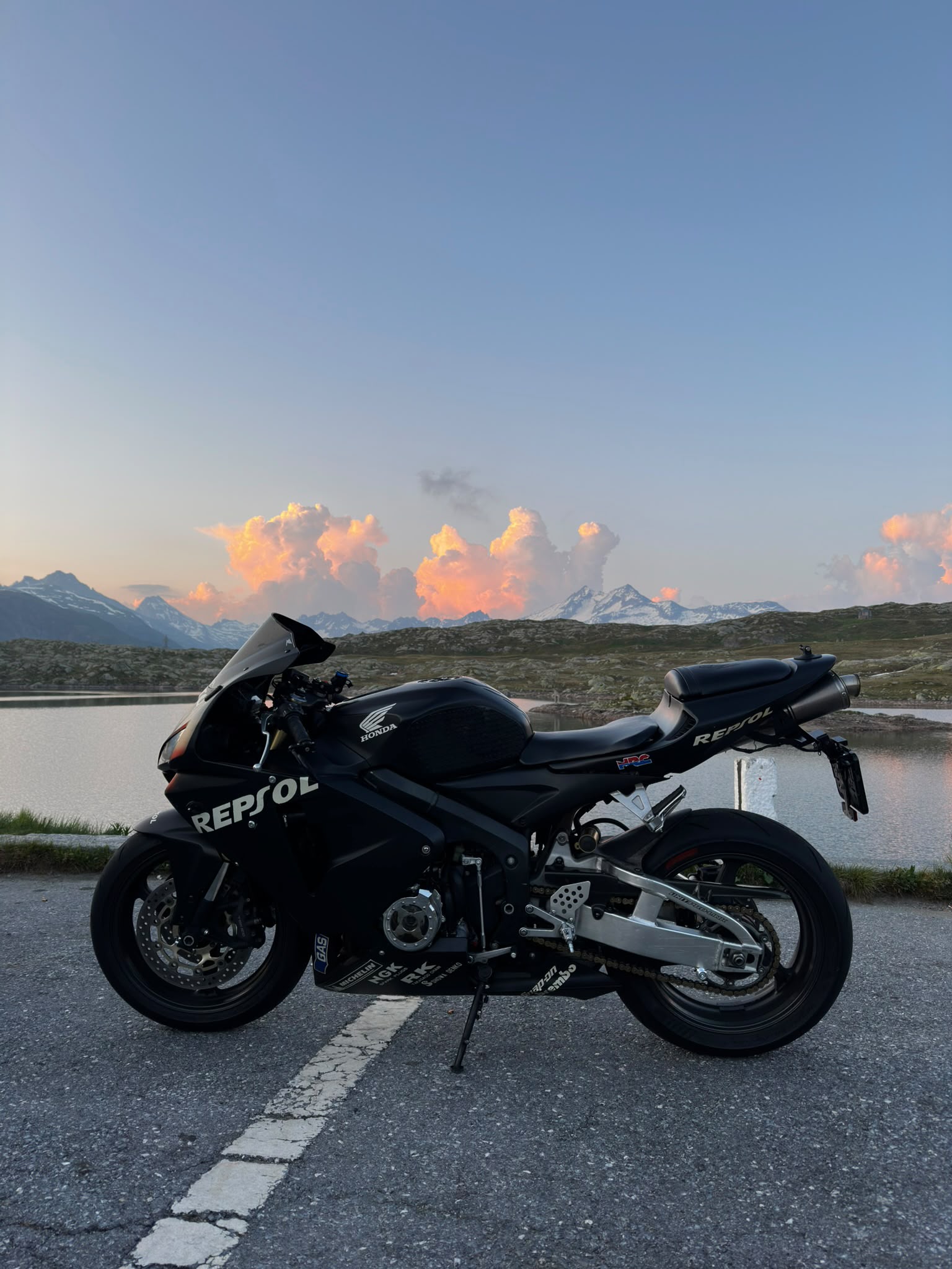 HONDA CBR 600 RR-image-1