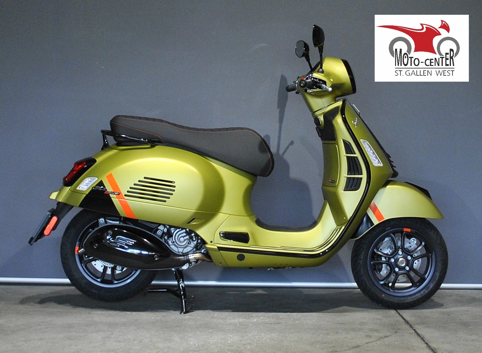 PIAGGIO Vespa GTS 300 Super Sport ABS-image-1