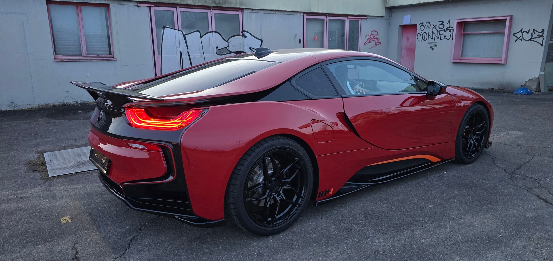 BMW i8 Coupé-image-7
