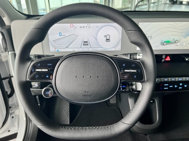 HYUNDAI Ioniq 5 77kWh Origo 4WD-image-10