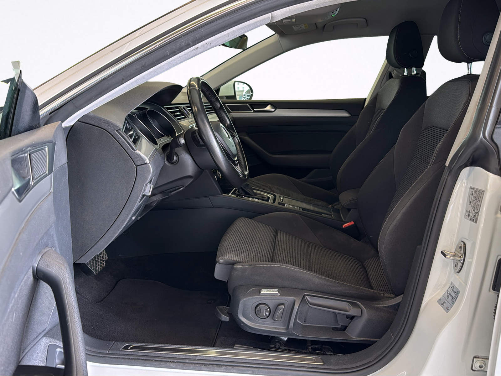 VW Arteon 2.0 TSI BMT DSG-image-10