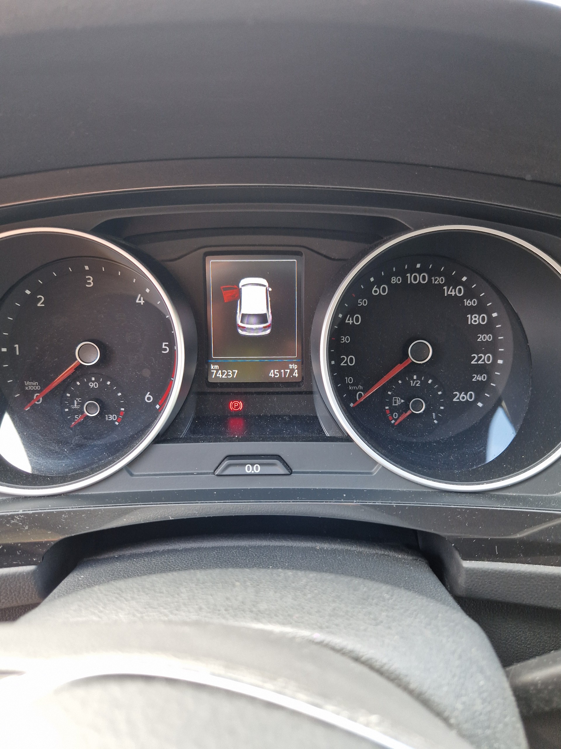 VW Tiguan 2.0 TDI SCR Comfortline 4Motion DSG-image-6