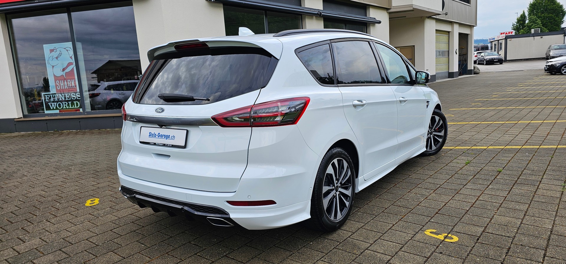 FORD S-Max 2.0 TDCi ST-Line AWD Automatic-image-5