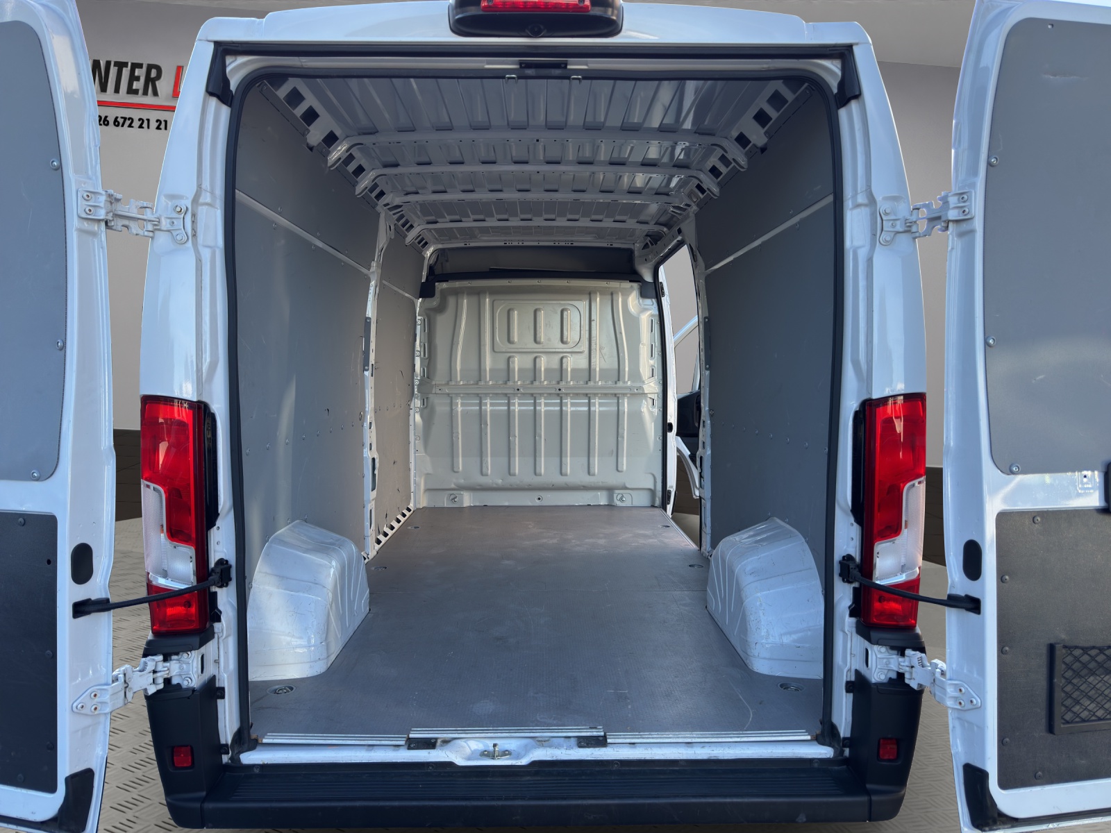 CITROEN Jumper 35 2.2 BlueHDi 140 L3H2-image-20