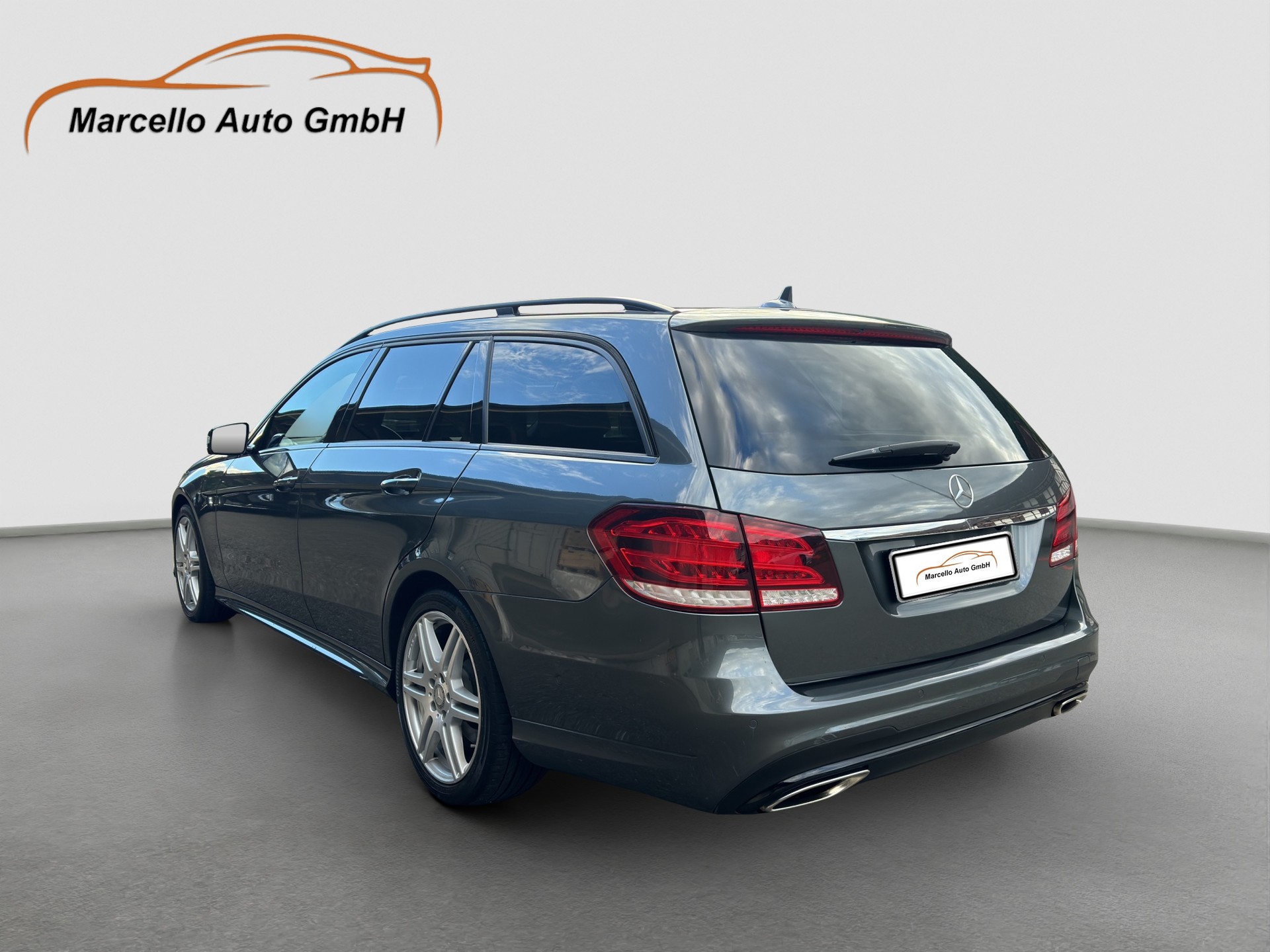 MERCEDES-BENZ E 500 Avantgarde 4Matic 7G-Tronic-image-14