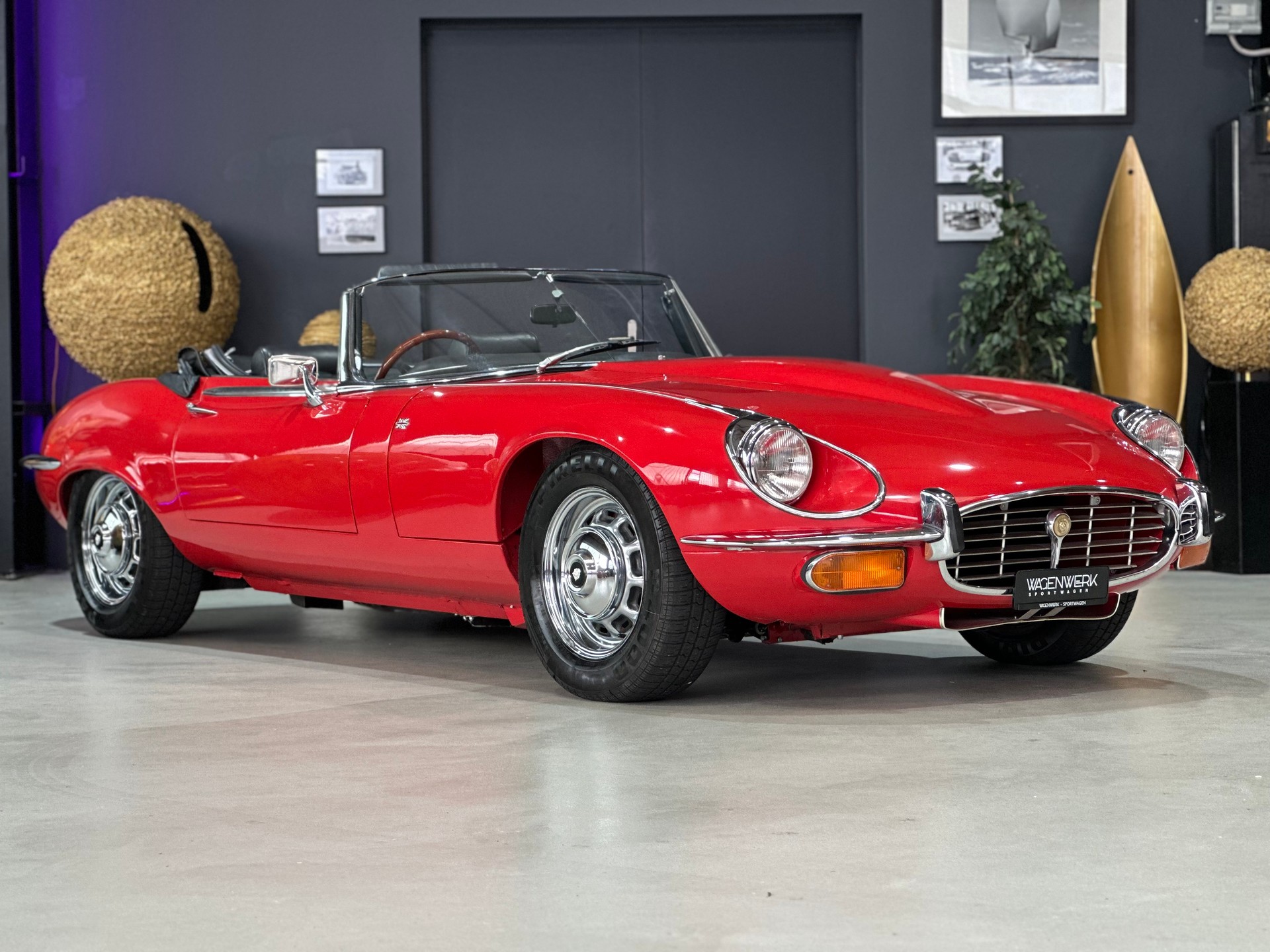 JAGUAR E TYPE V12