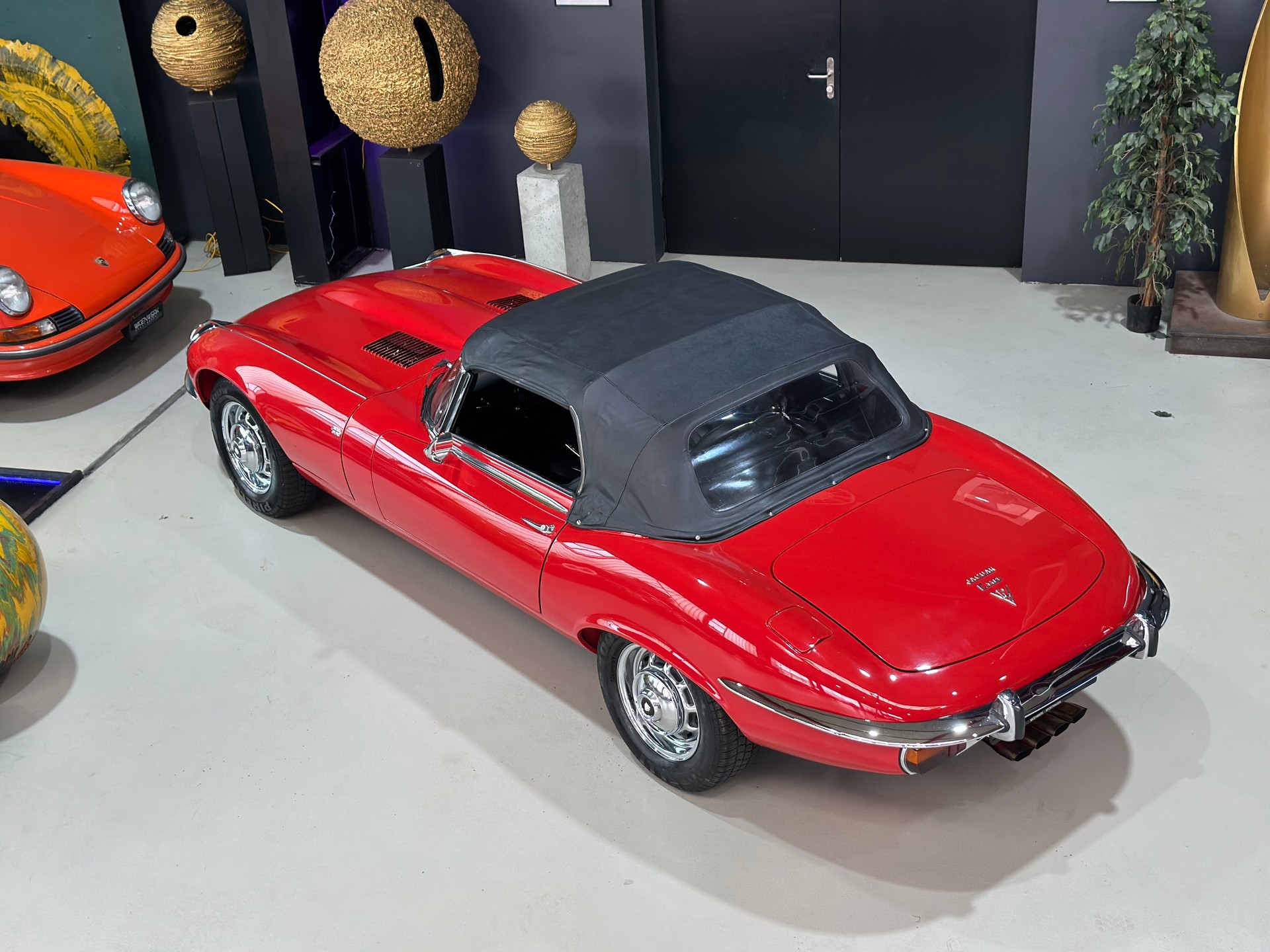 JAGUAR E TYPE V12-image-13