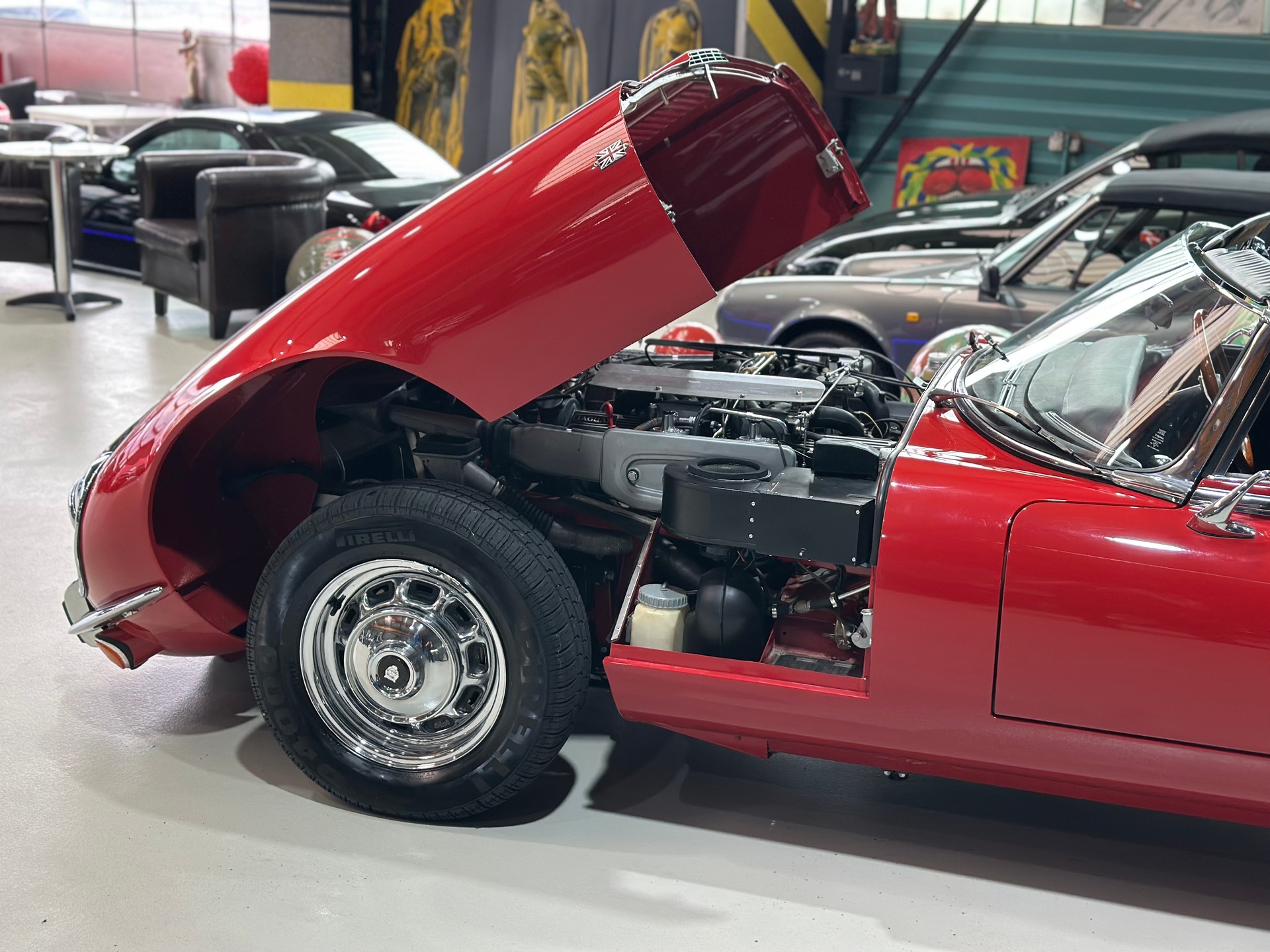 JAGUAR E TYPE V12-image-12