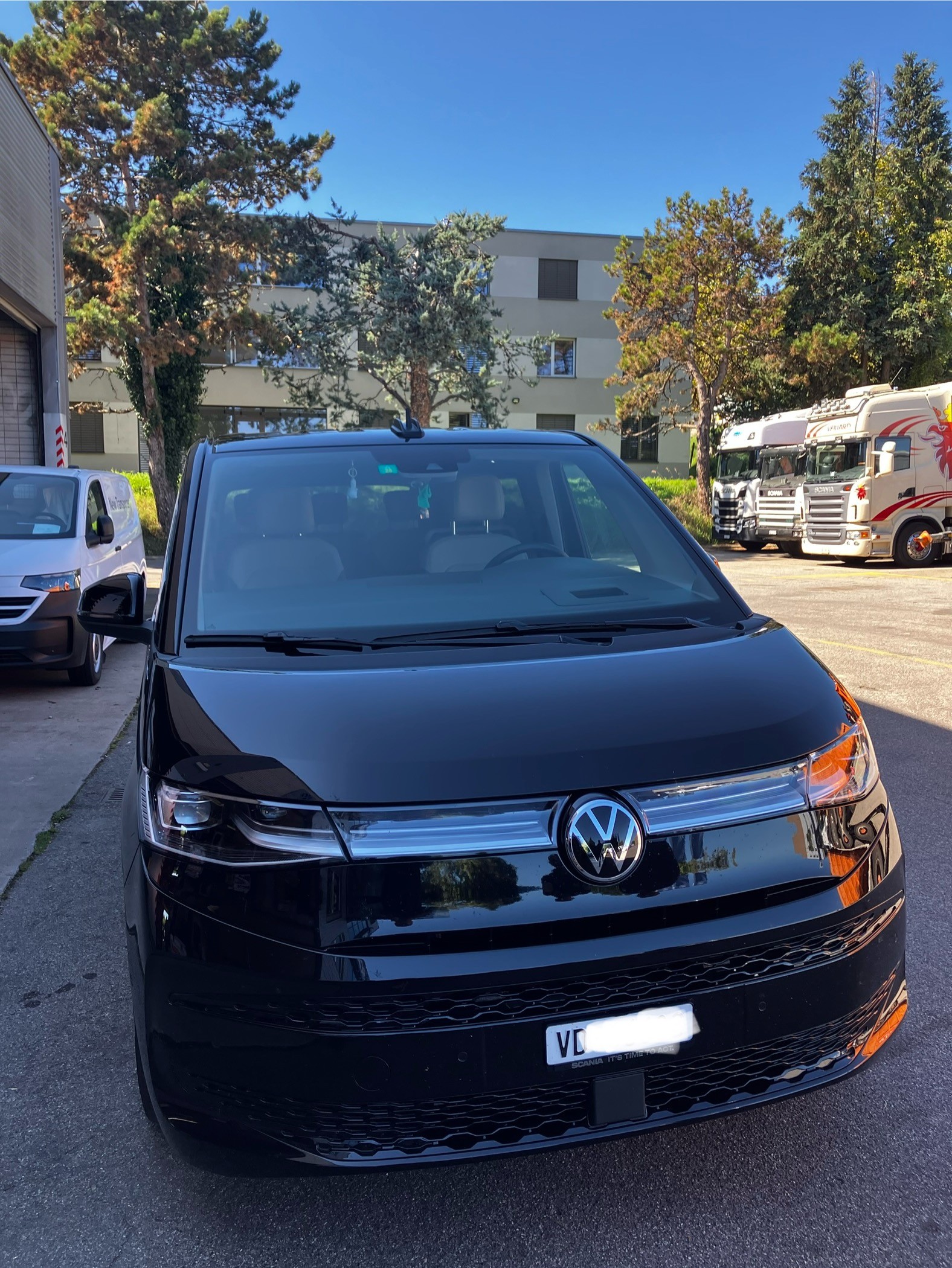 VW Multivan 2.0 TDI Style DSG-showroom-element-1