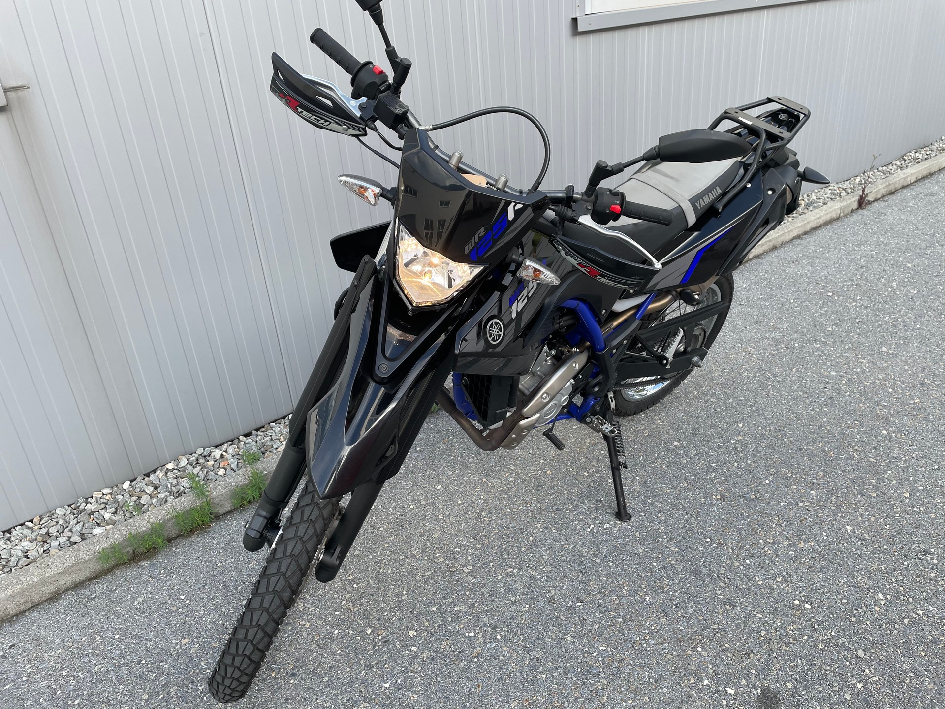 YAMAHA WR 125 R-image-3