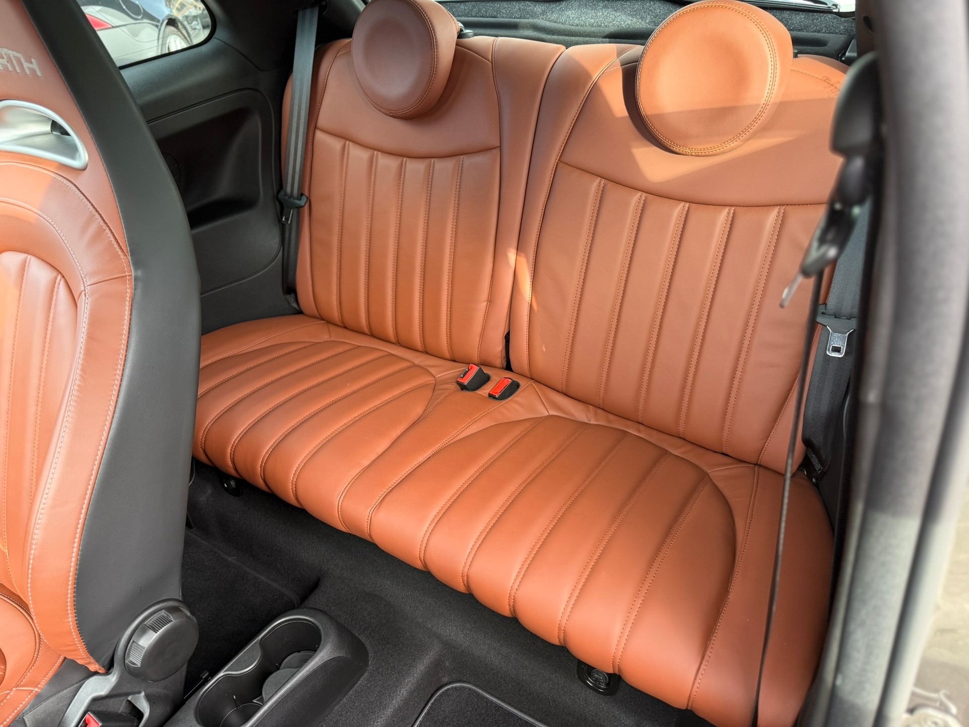 FIAT 595 1.4 16V Turbo Abarth Turismo-image-10