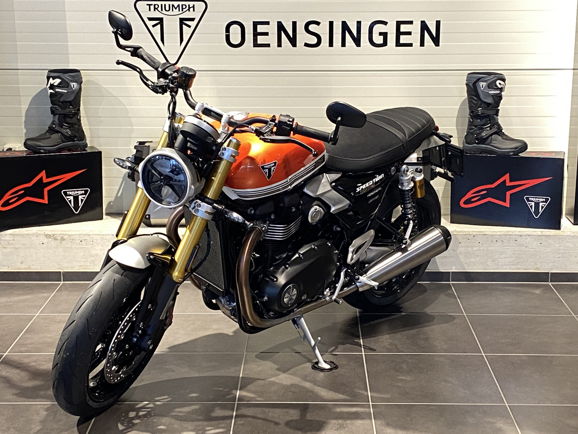TRIUMPH Speed Twin 1200 RS (4.49 % Power Leasing - Gültig bis 31.06.2026)-image-1