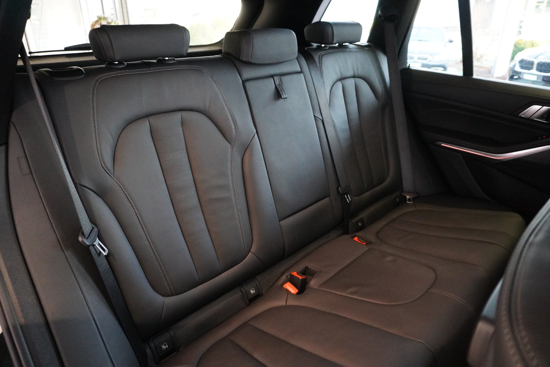 BMW X5 xDrive 48V 40d M Sport Steptronic-image-14