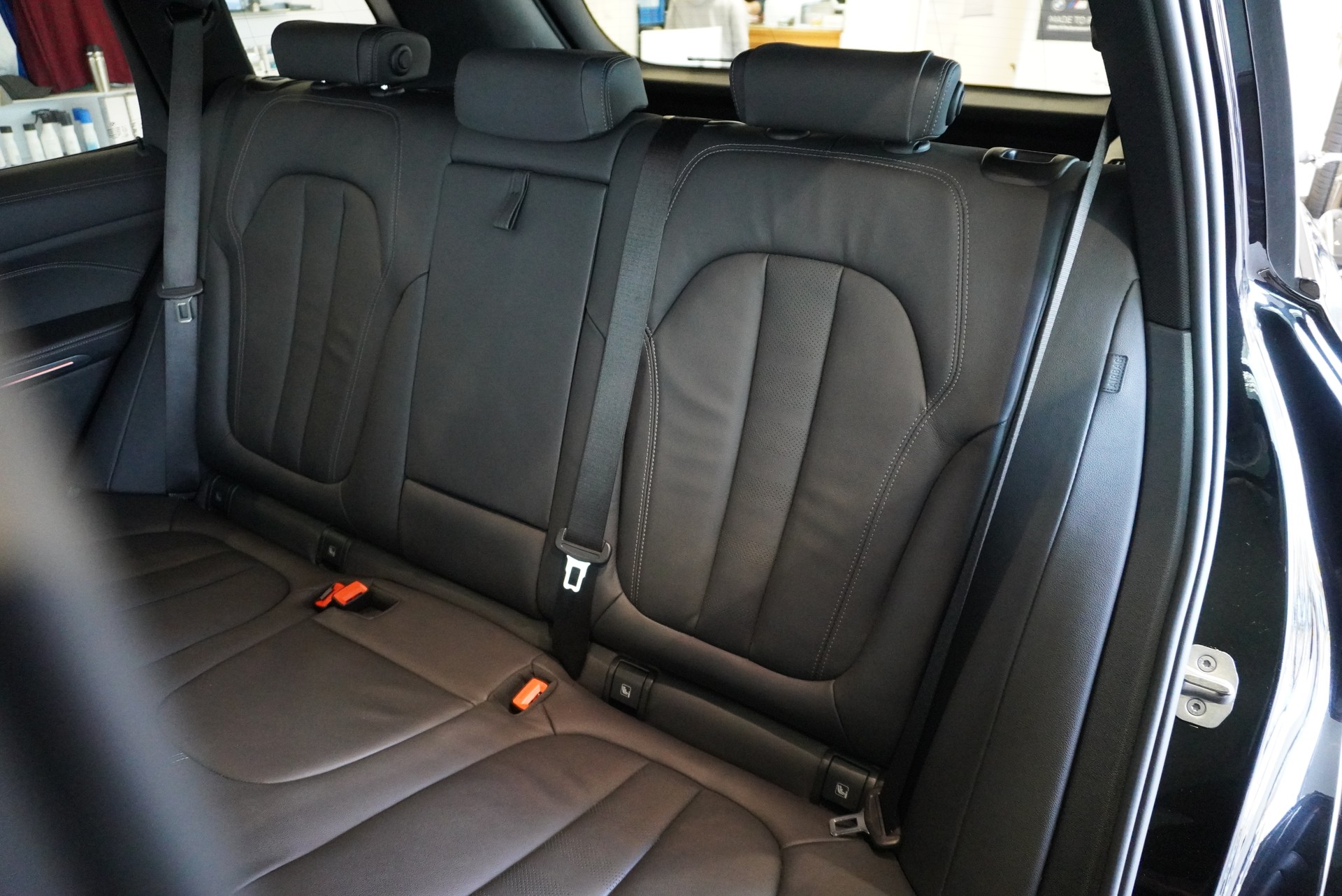 BMW X5 xDrive 48V 40d M Sport Steptronic-image-18