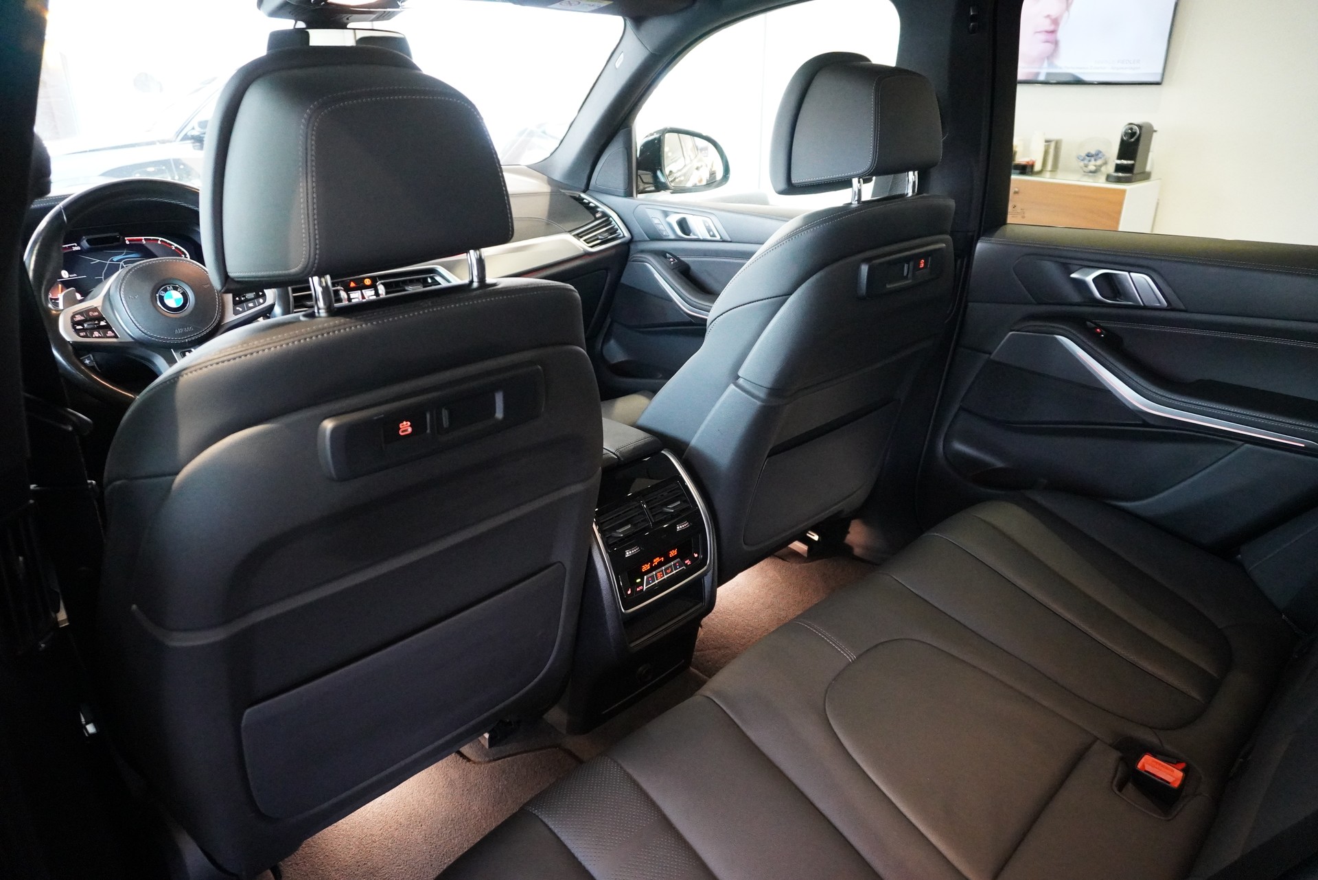 BMW X5 xDrive 48V 40d M Sport Steptronic-image-19