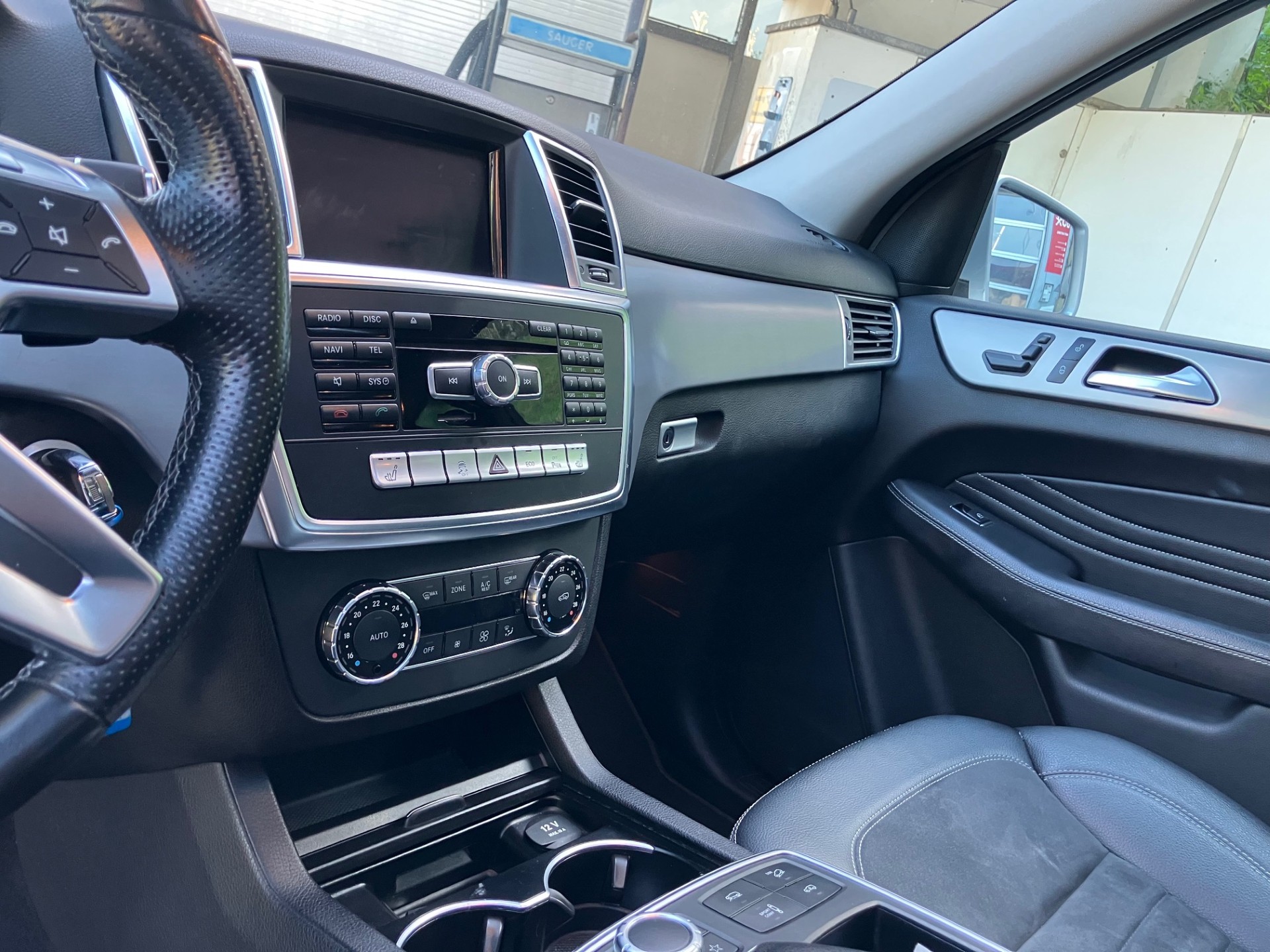 MERCEDES-BENZ ML 350 BlueTEC 4Matic AMG-Line-image-5