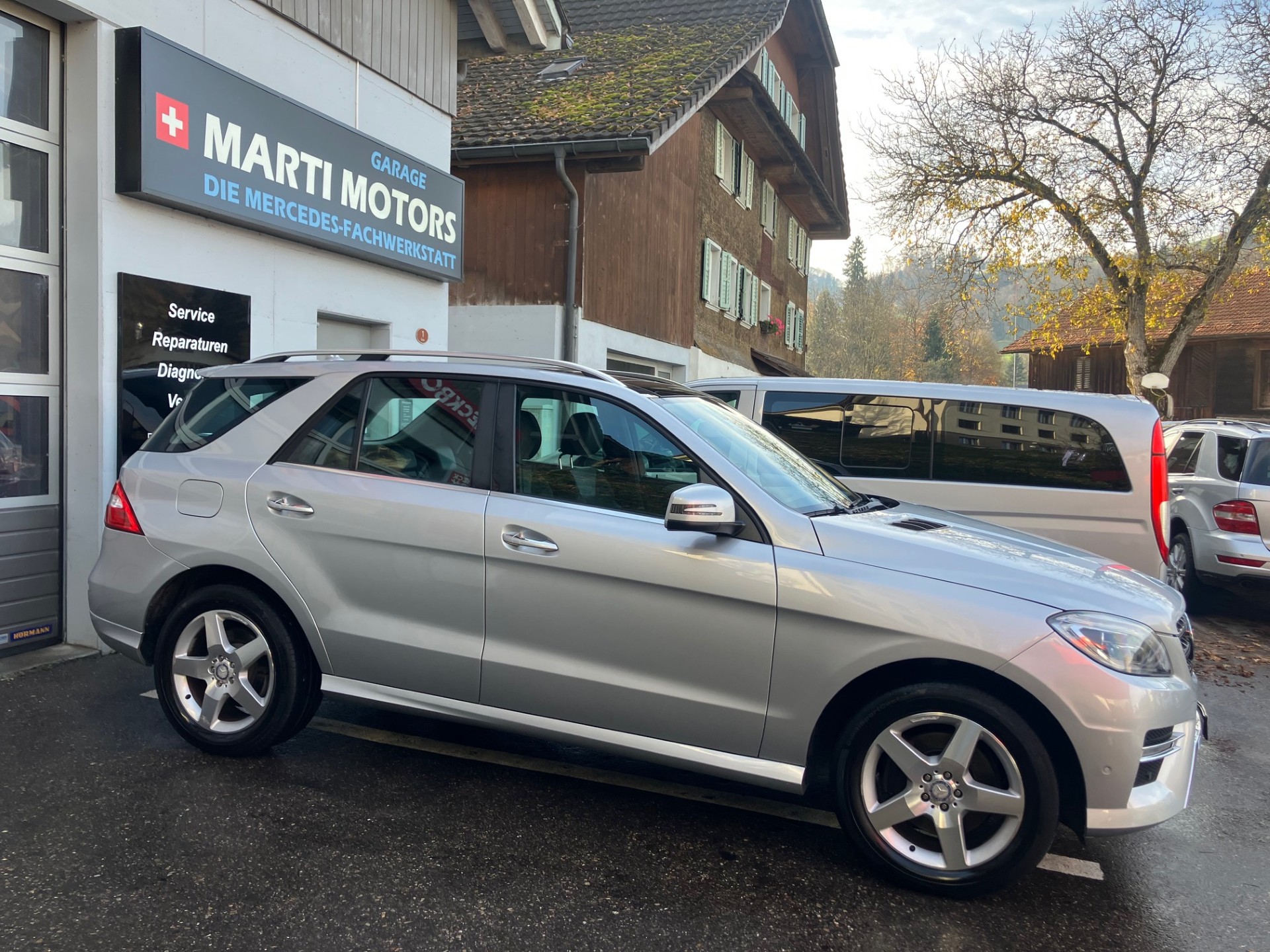 MERCEDES-BENZ ML 350 BlueTEC 4Matic AMG-Line-image-1