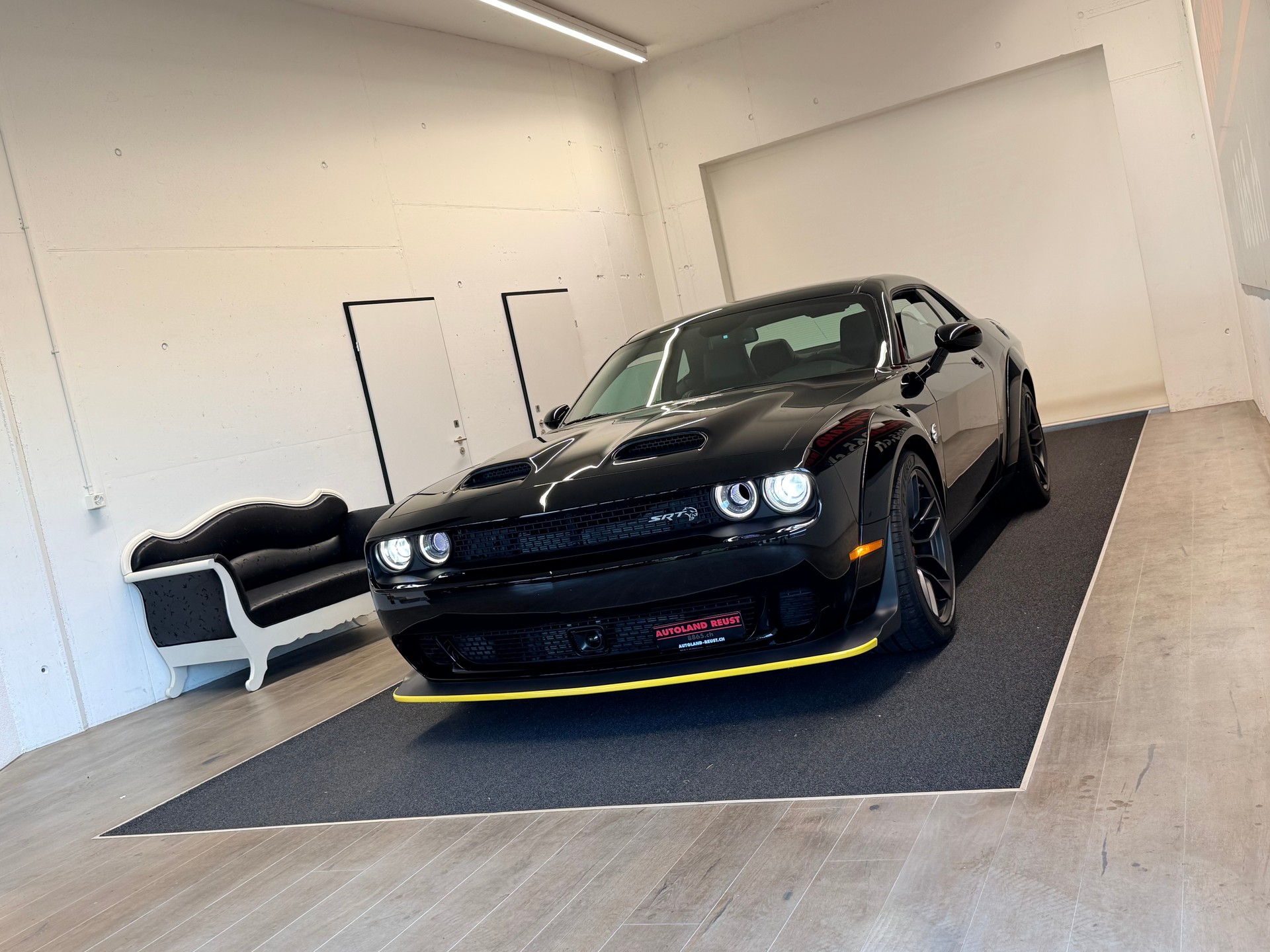 DODGE Challenger Hellcat Widebody Jailbreak 6.2 V8 Kompressor 727PS-showroom-element-2
