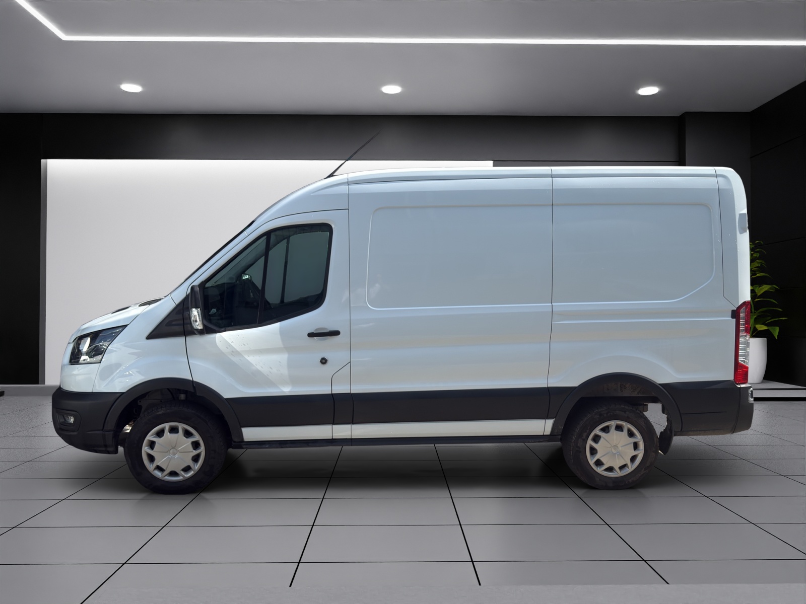 FORD E-Transit Van 390 L2 Trend RWD 68kWh-showroom-element-2