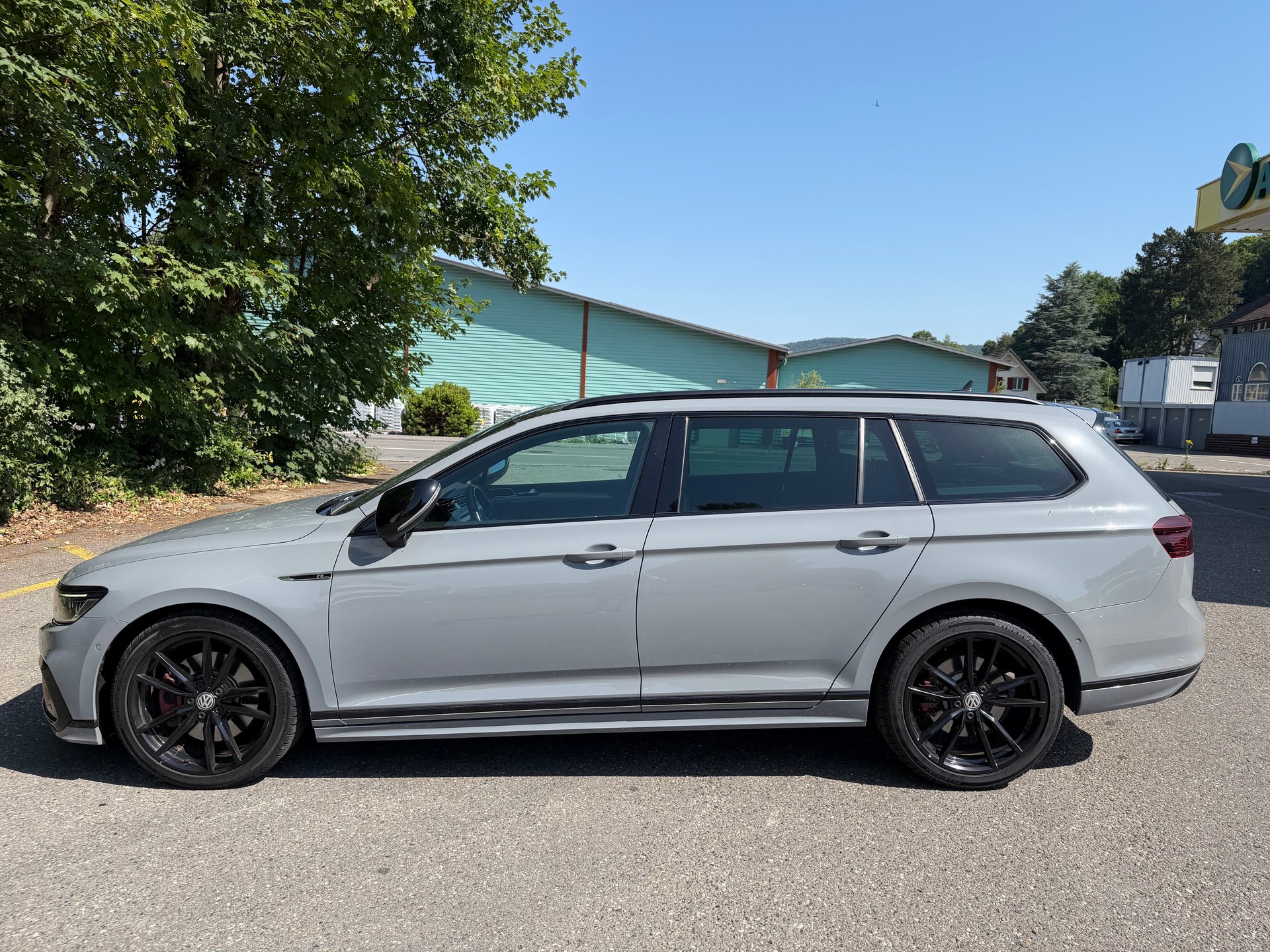VW Passat Variant 2.0 TSI R-Line Edition 4Motion DSG-showroom-element-1