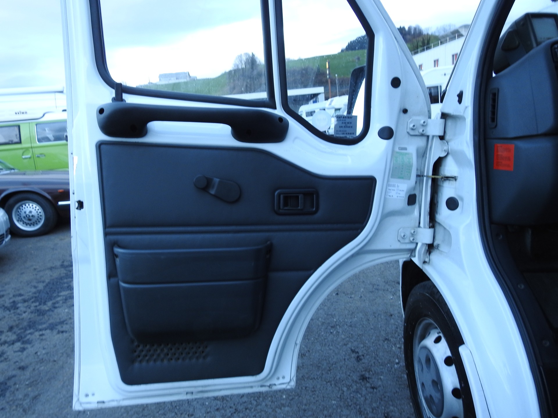 FIAT 230 / 18 Fendt Behindertengerecht-image-8