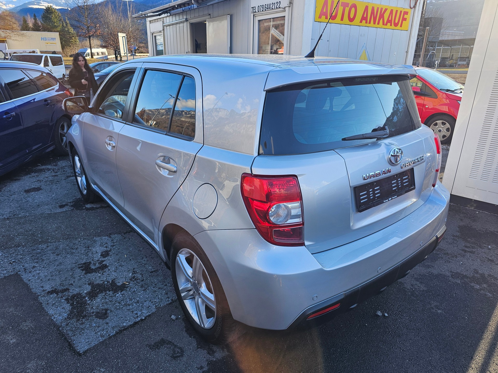 TOYOTA UrbanCruiser 1.33 Dual VVT-i Linea Terra-image-4