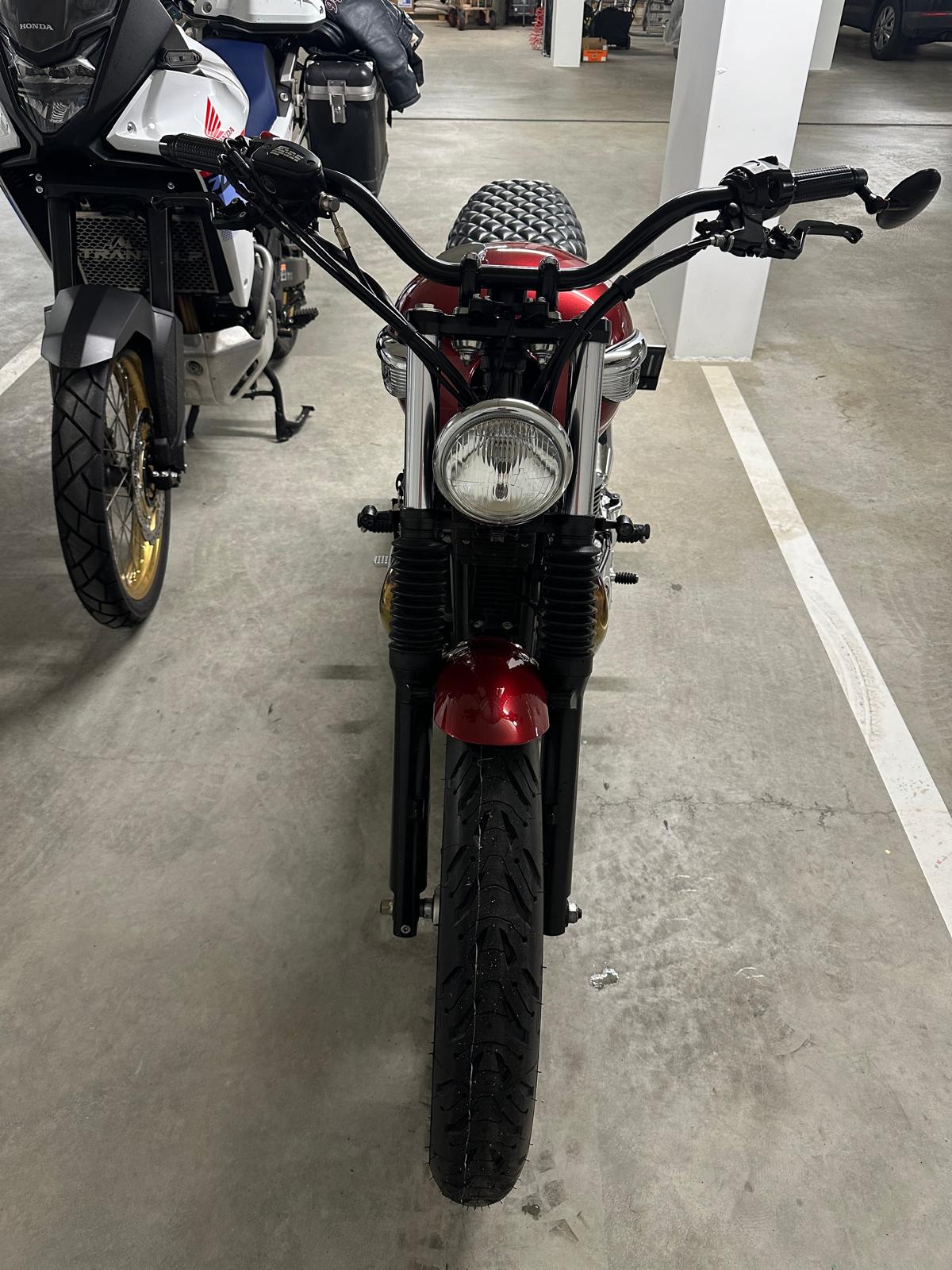 TRIUMPH Bonneville 900 i T 100-image-11
