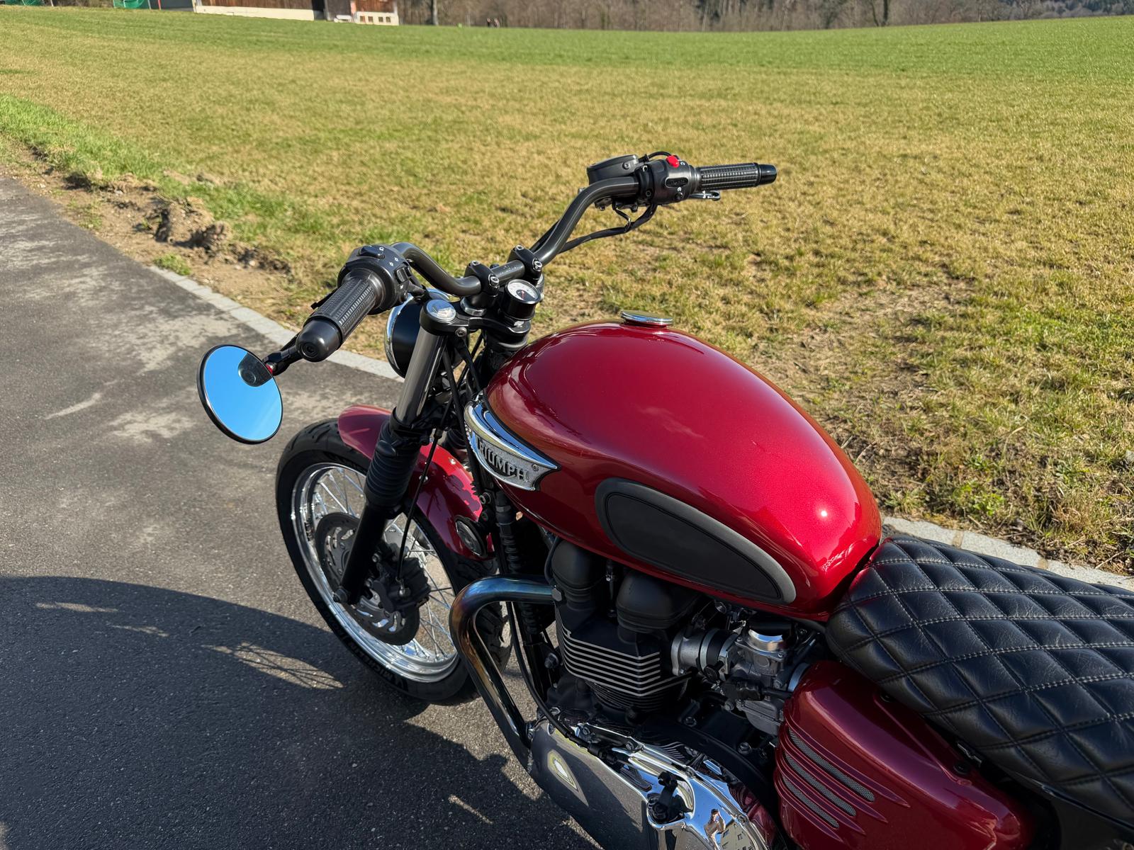 TRIUMPH Bonneville 900 i T 100-image-3