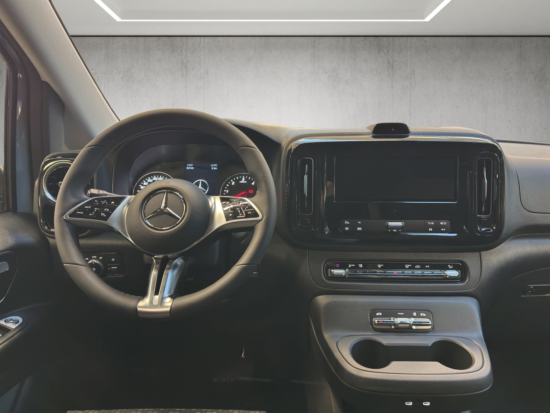 MERCEDES-BENZ Vito 116 CDI Lang Tourer 9G-Tronic 4M Select-image-8