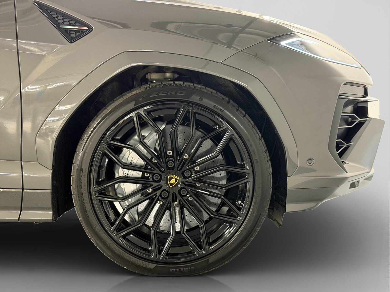LAMBORGHINI Lamborghini Urus SE-image-7