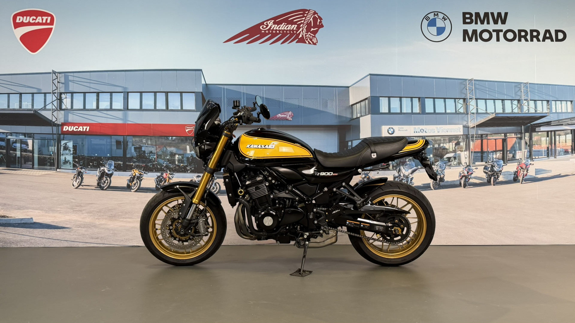 KAWASAKI Z 900 RS SE-image-3