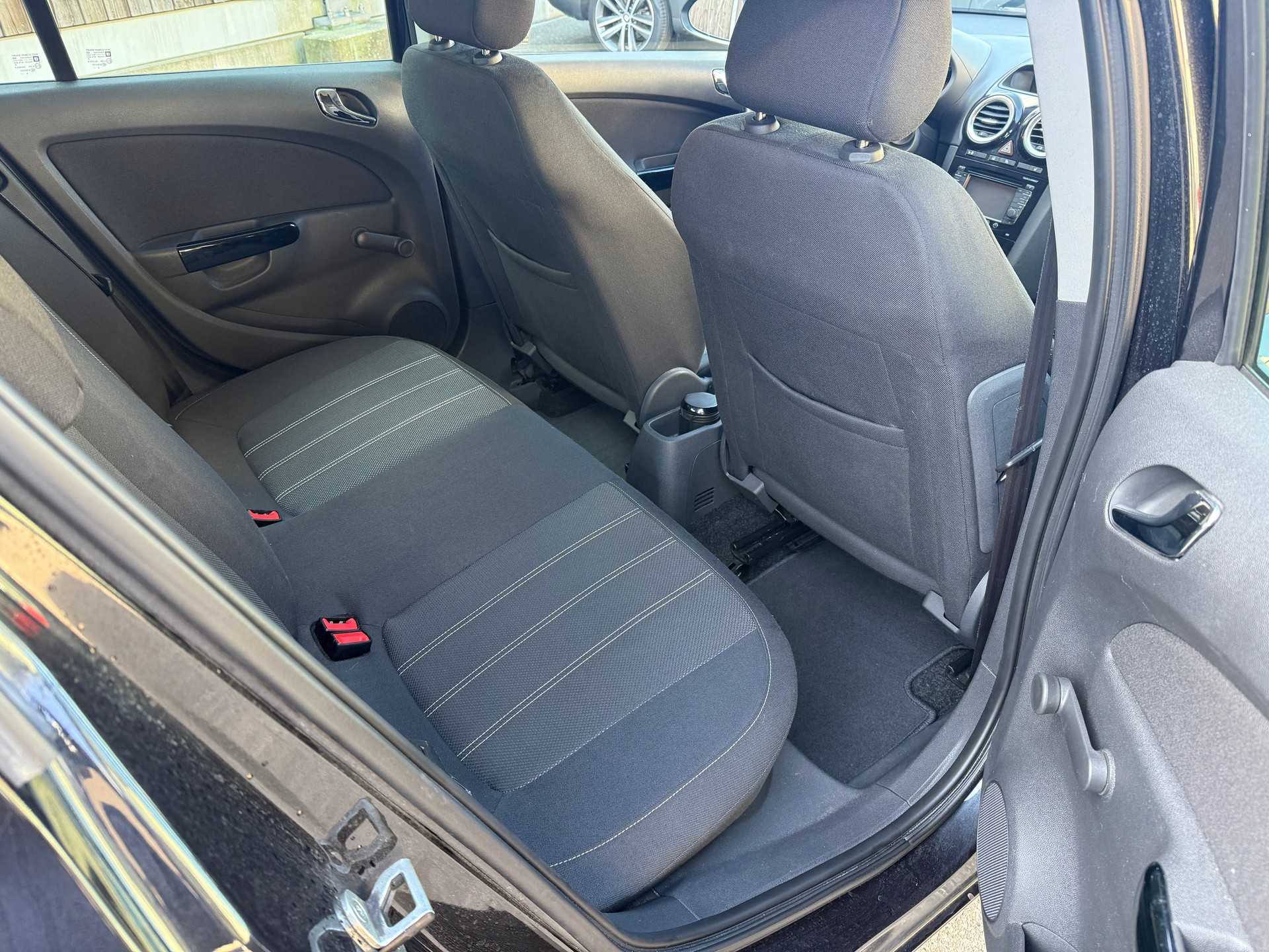 OPEL Corsa 1.4 TP Color Edition Automatic-image-13