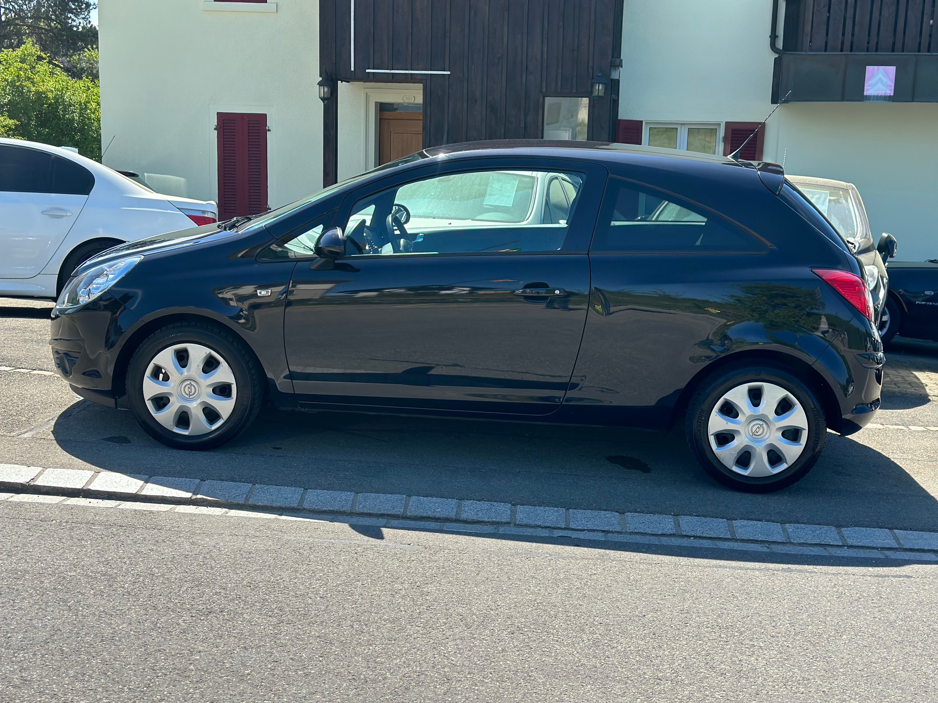 OPEL Corsa 1.4 TP Anniversary-image-4
