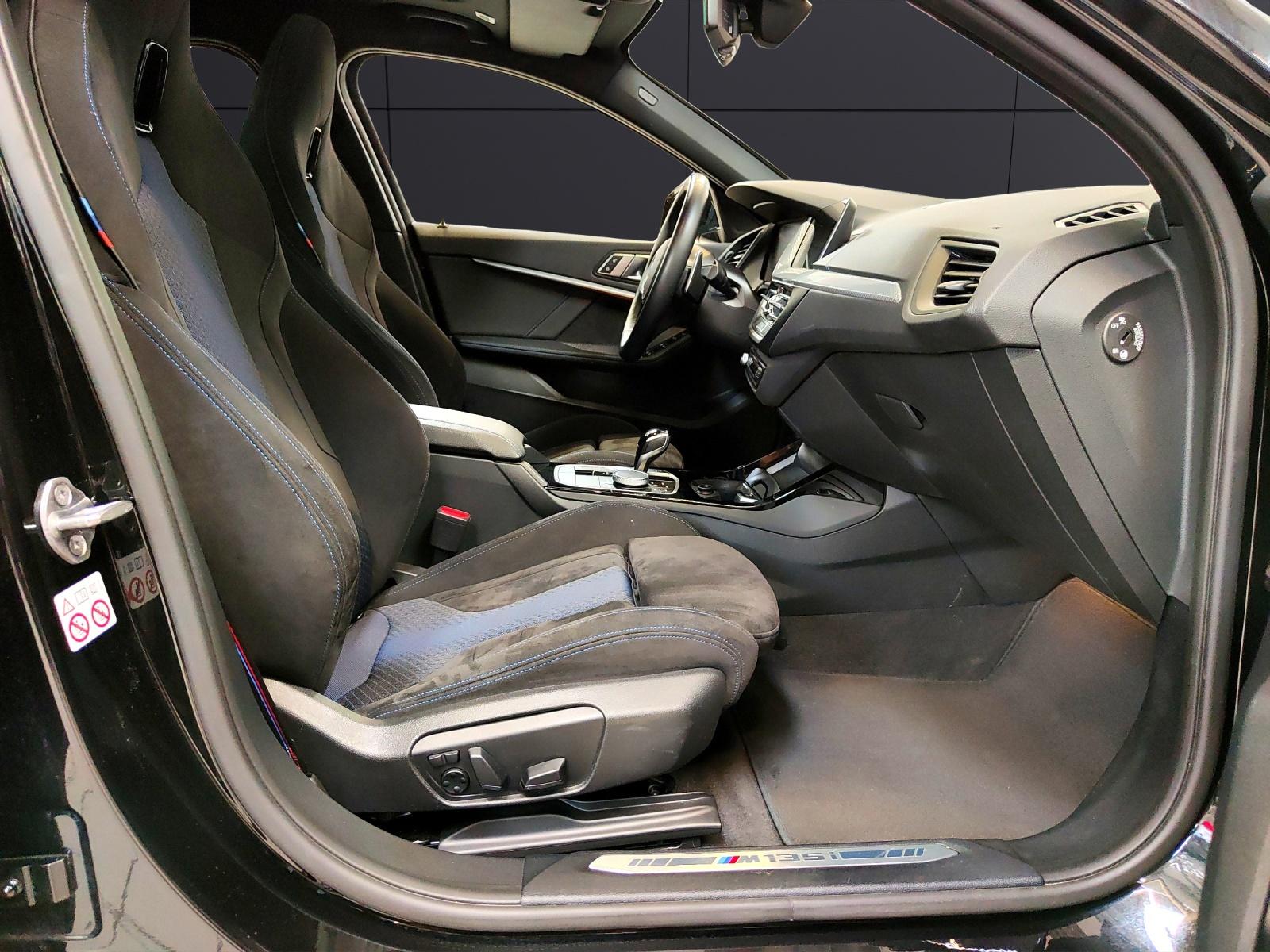 BMW M135i xDrive-image-19