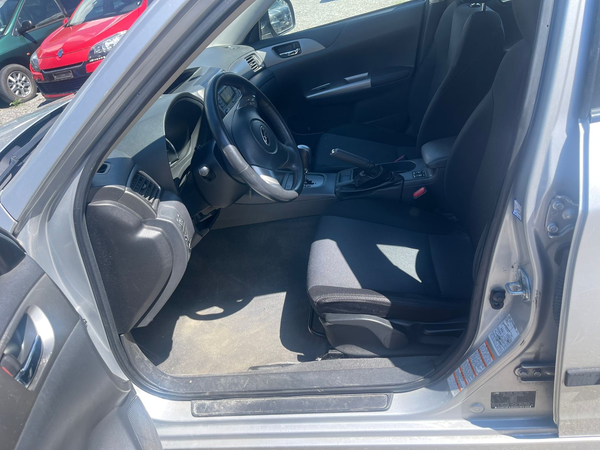 SUBARU Impreza 2.0R Comfort S Automatic-image-8