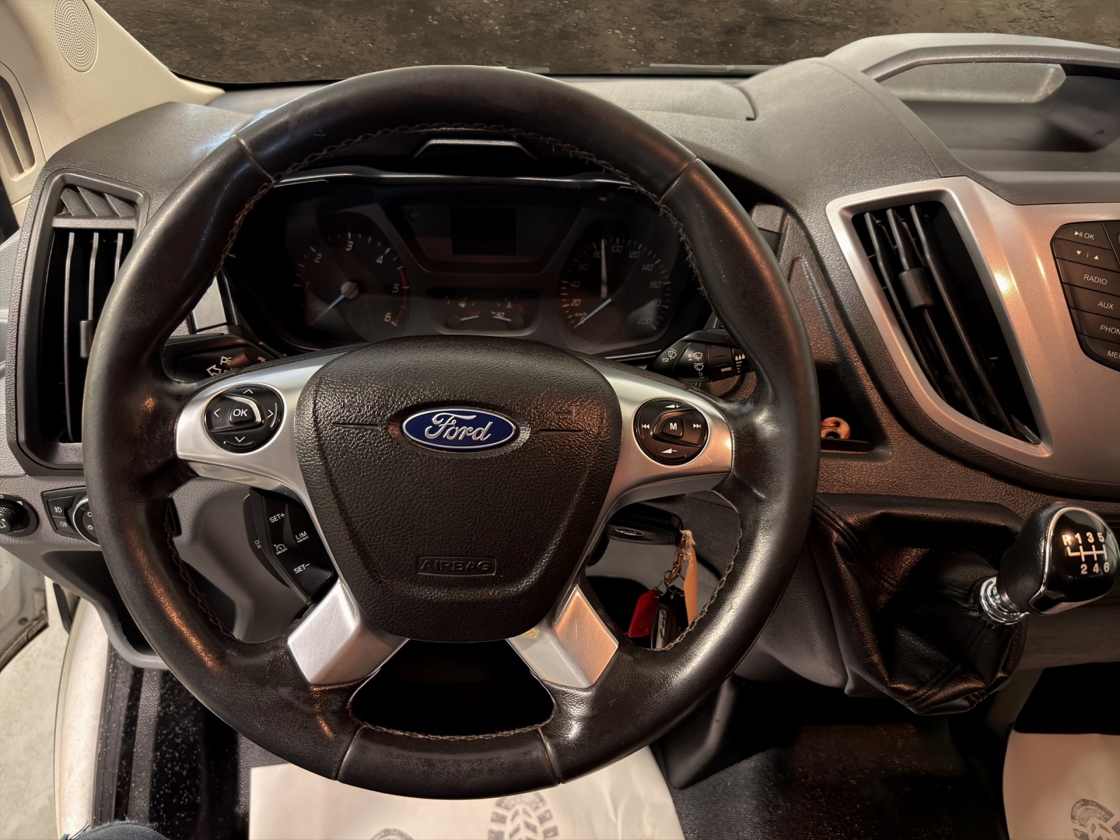 FORD FORD Transit 350 L5 Trend 2.0 TDCi 170 RWD-image-8