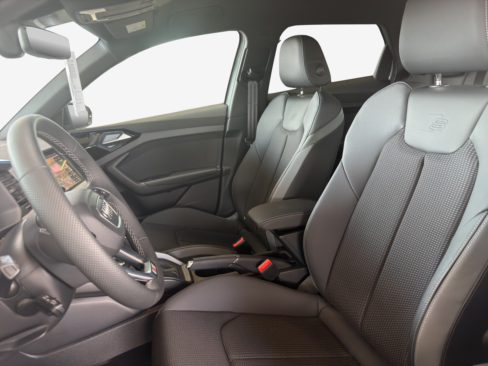 AUDI A1 Sportback 30 TFSI S Line Attraction S-tronic-image-7