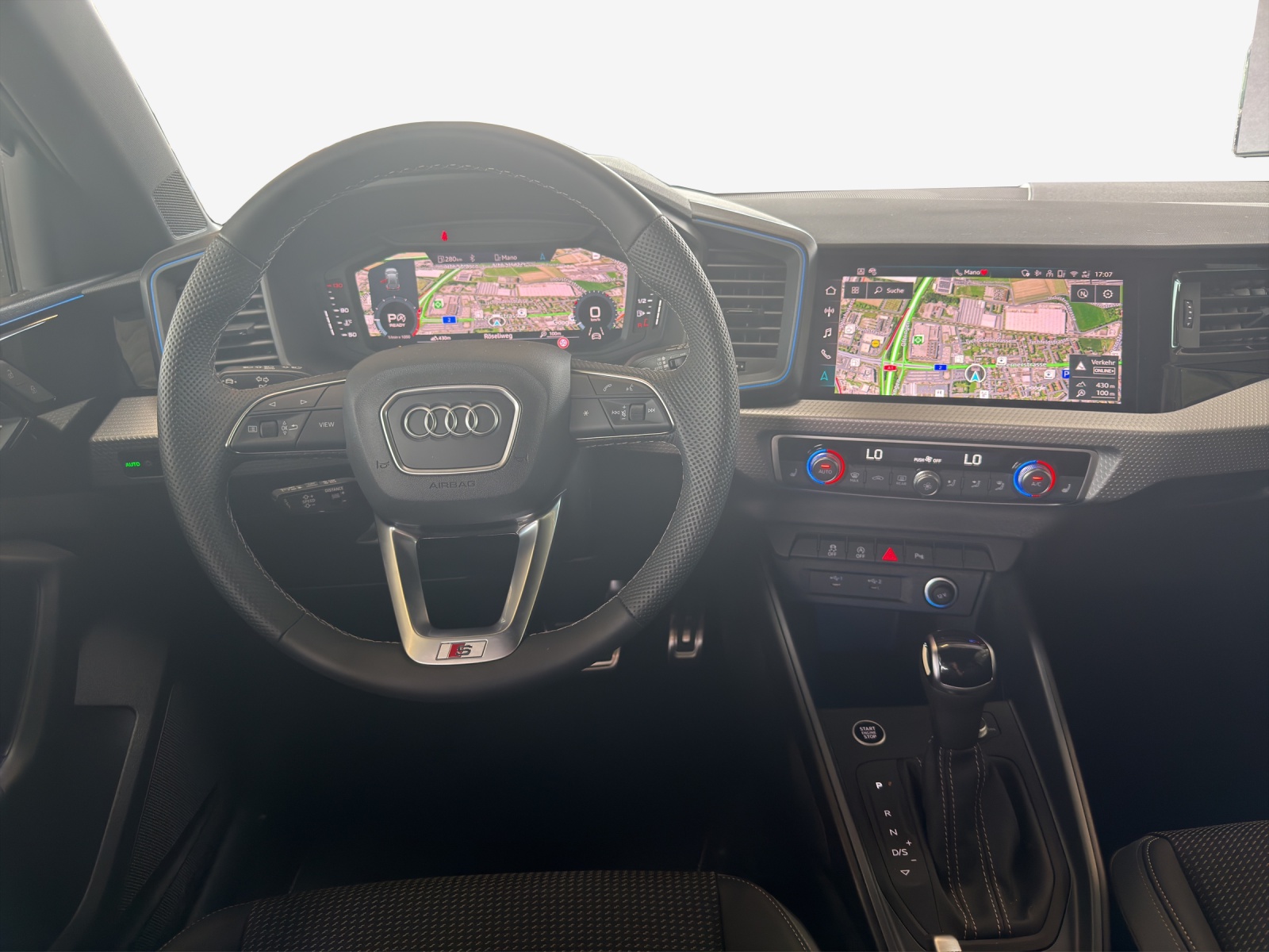 AUDI A1 Sportback 30 TFSI S Line Attraction S-tronic-image-8