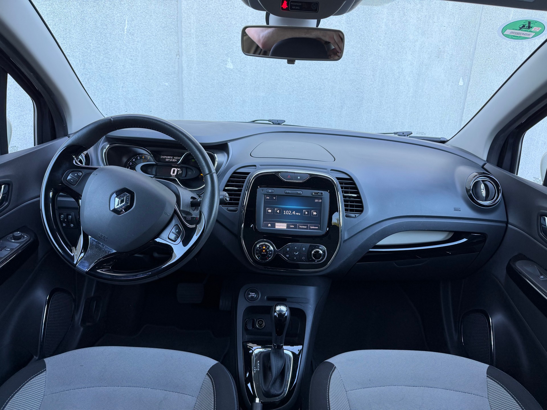 RENAULT Captur 1.2 T 16V Dynamique EDC-image-7
