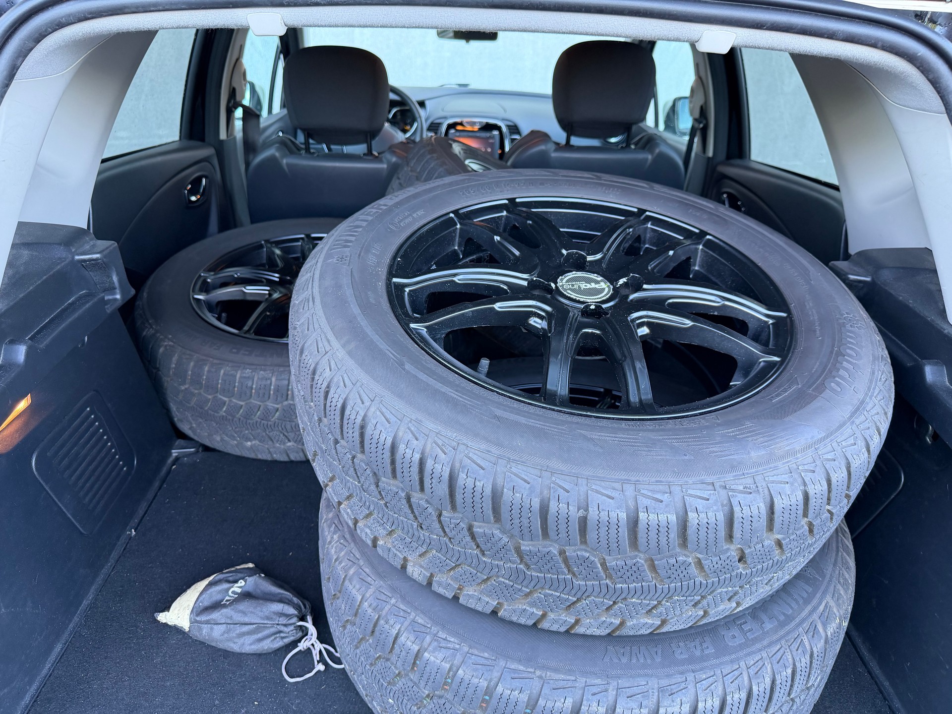 RENAULT Captur 1.2 T 16V Dynamique EDC-image-10