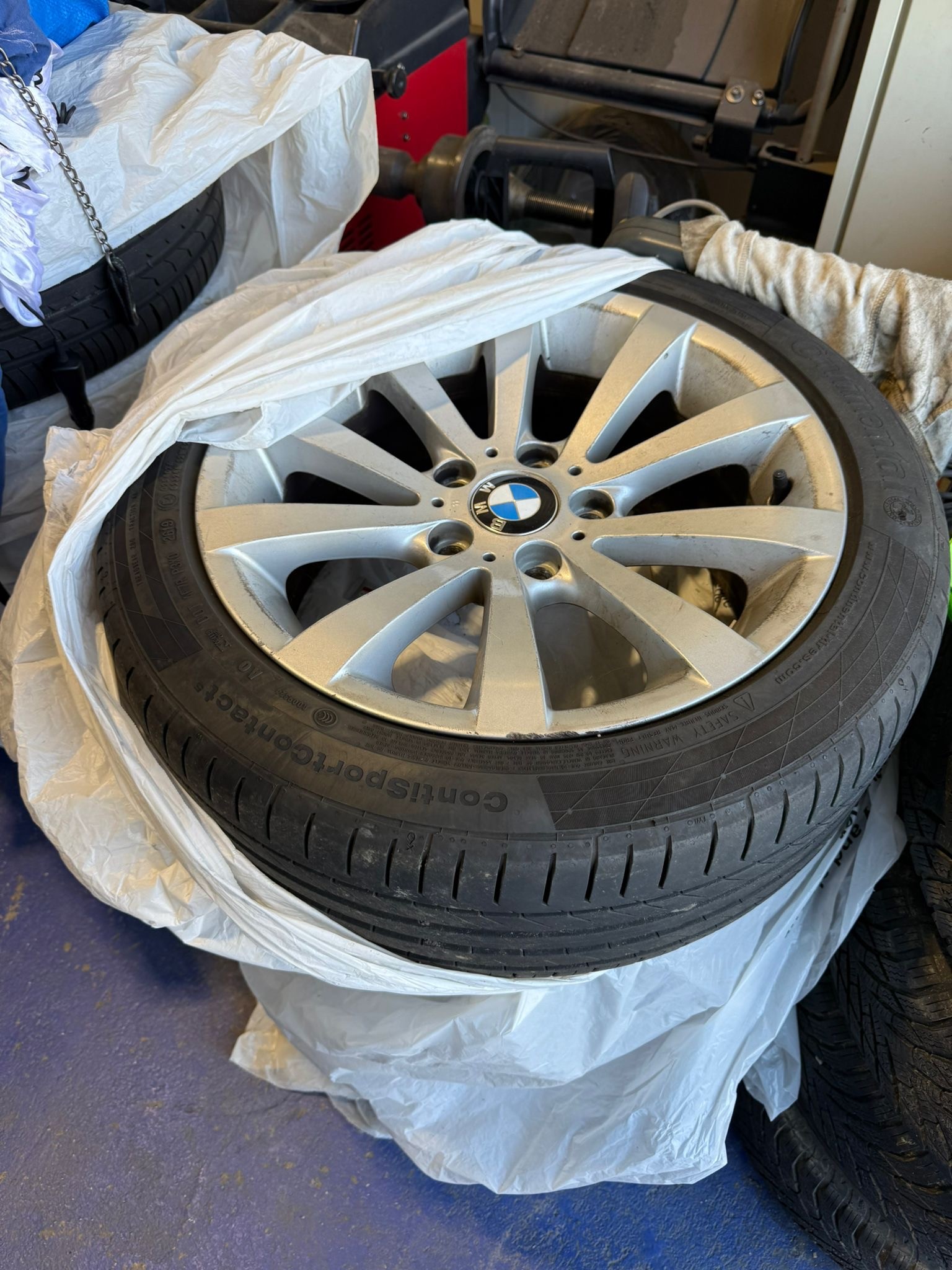 BMW 320i Touring Steptronic-image-9