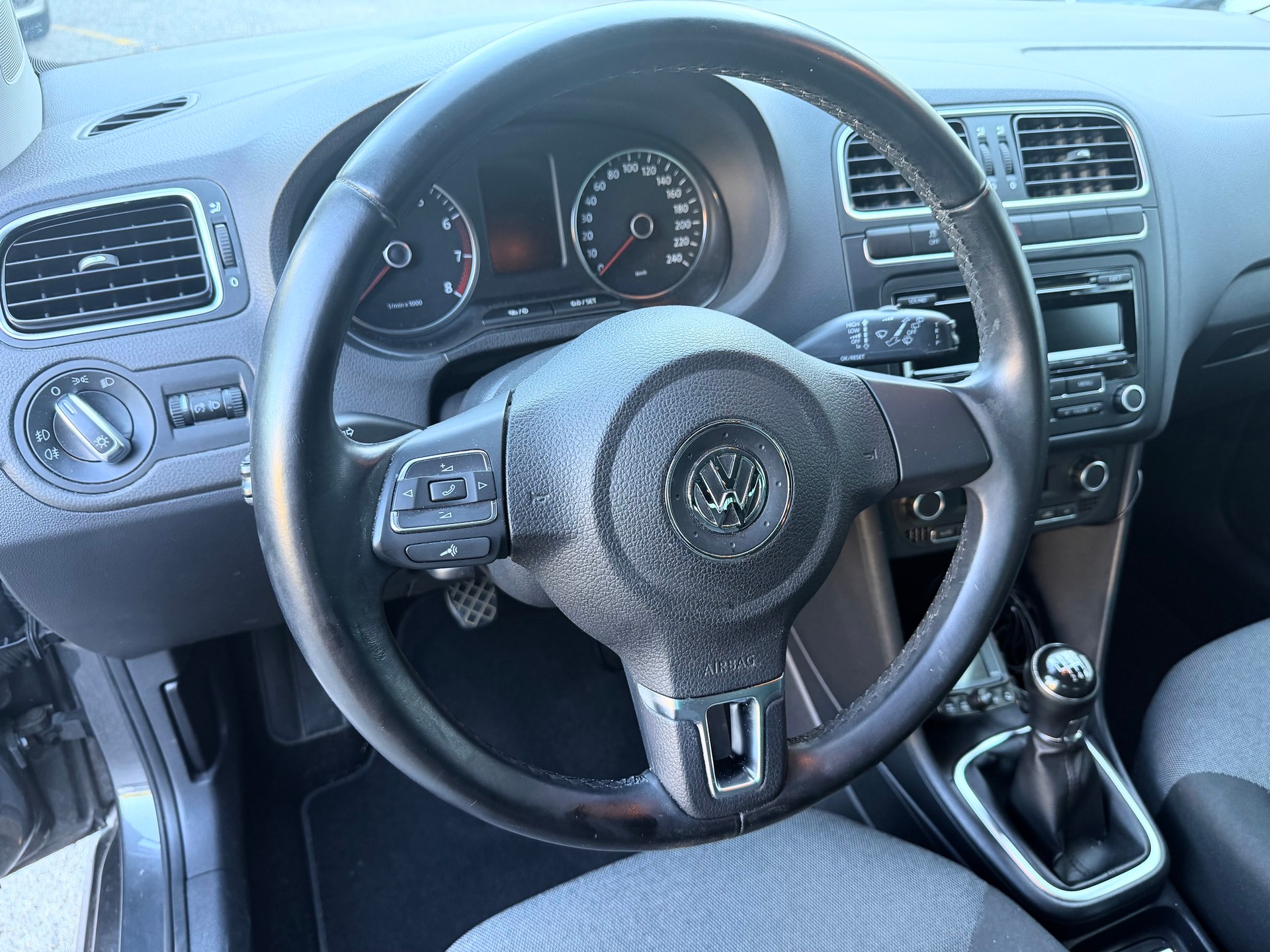 VW Polo 1.2 TSI Comfortline-image-7