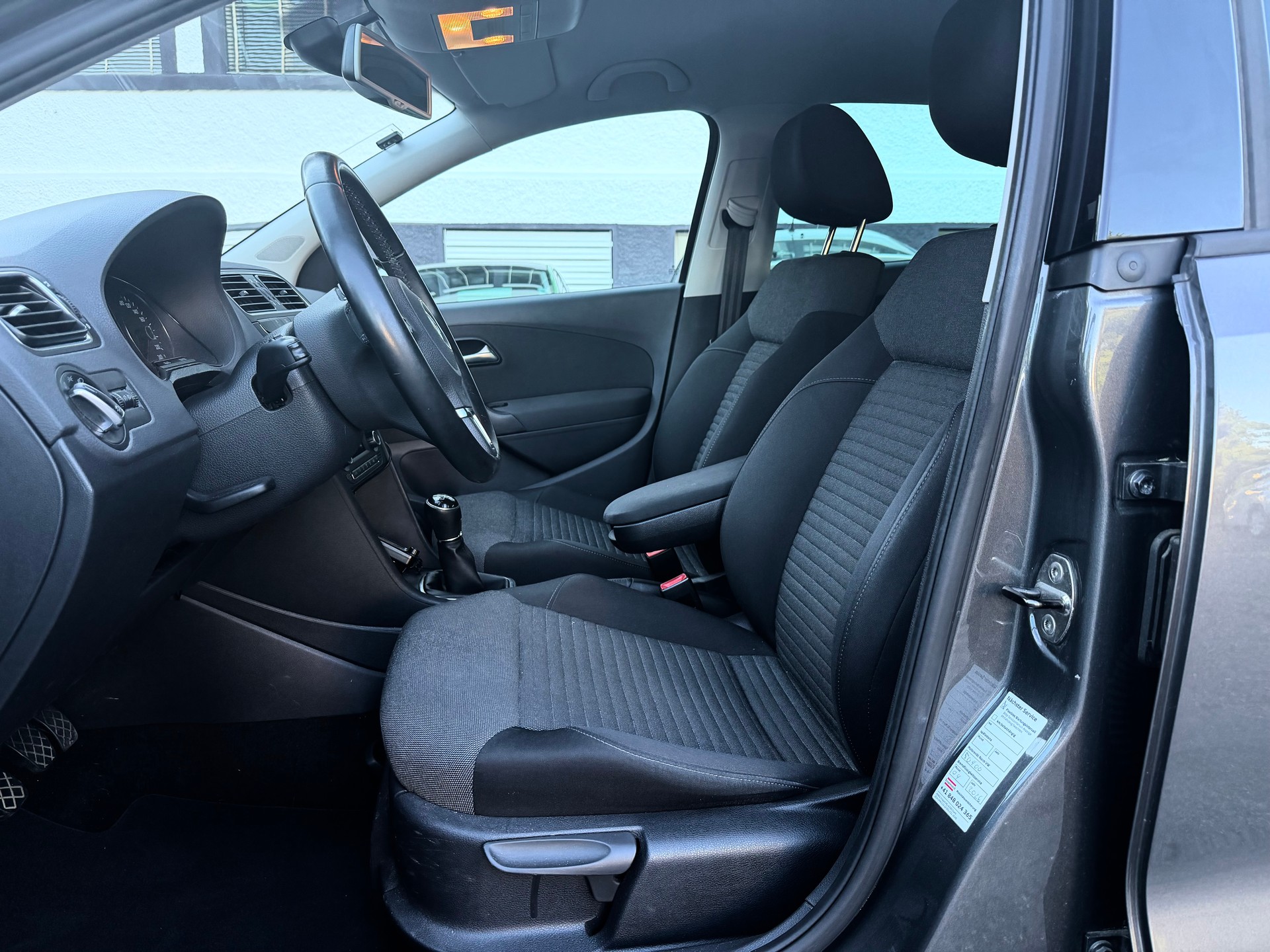 VW Polo 1.2 TSI Comfortline-image-10