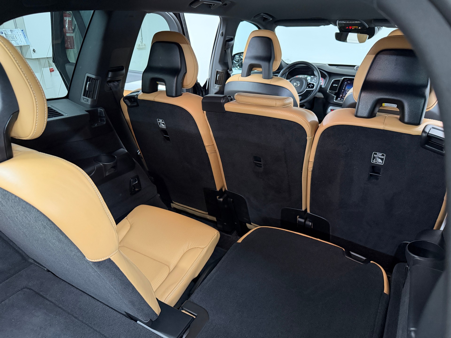 VOLVO XC90 T6 AWD Inscription Polestar 334PS ONYX BLACK 7-seater Geartronic-image-11