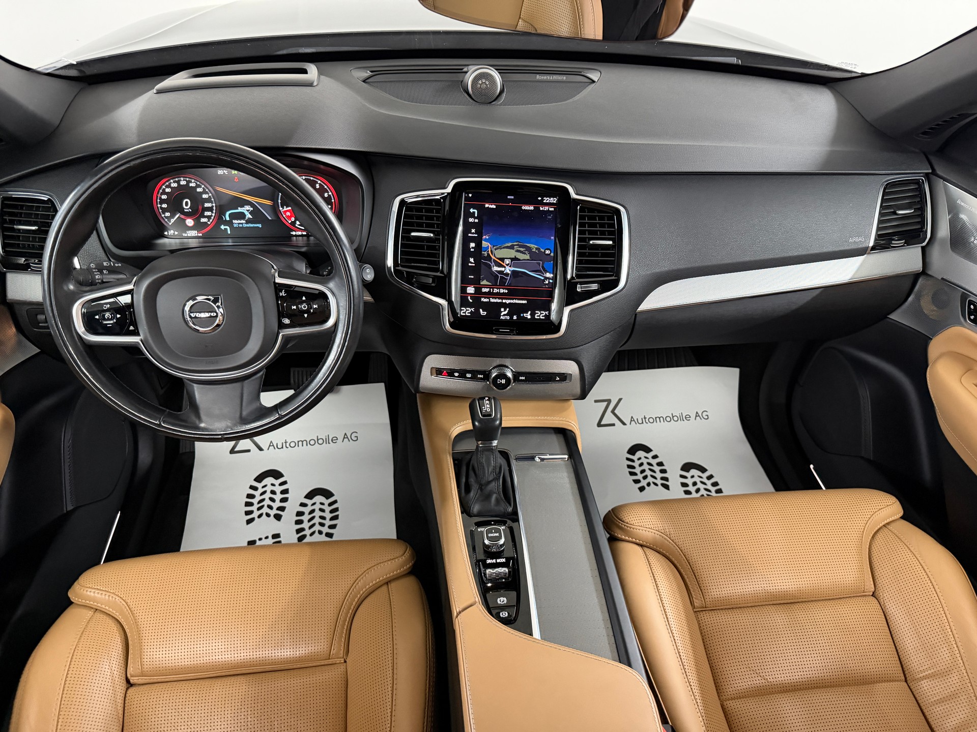 VOLVO XC90 T6 AWD Inscription Polestar 334PS ONYX BLACK 7-seater Geartronic-image-14