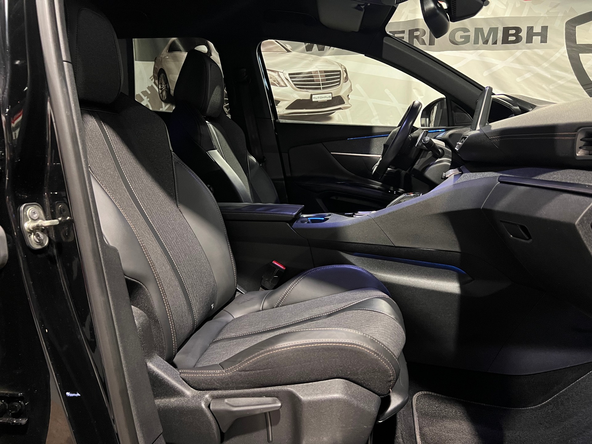 PEUGEOT 3008 1.6 THP GT Line EAT-image-14