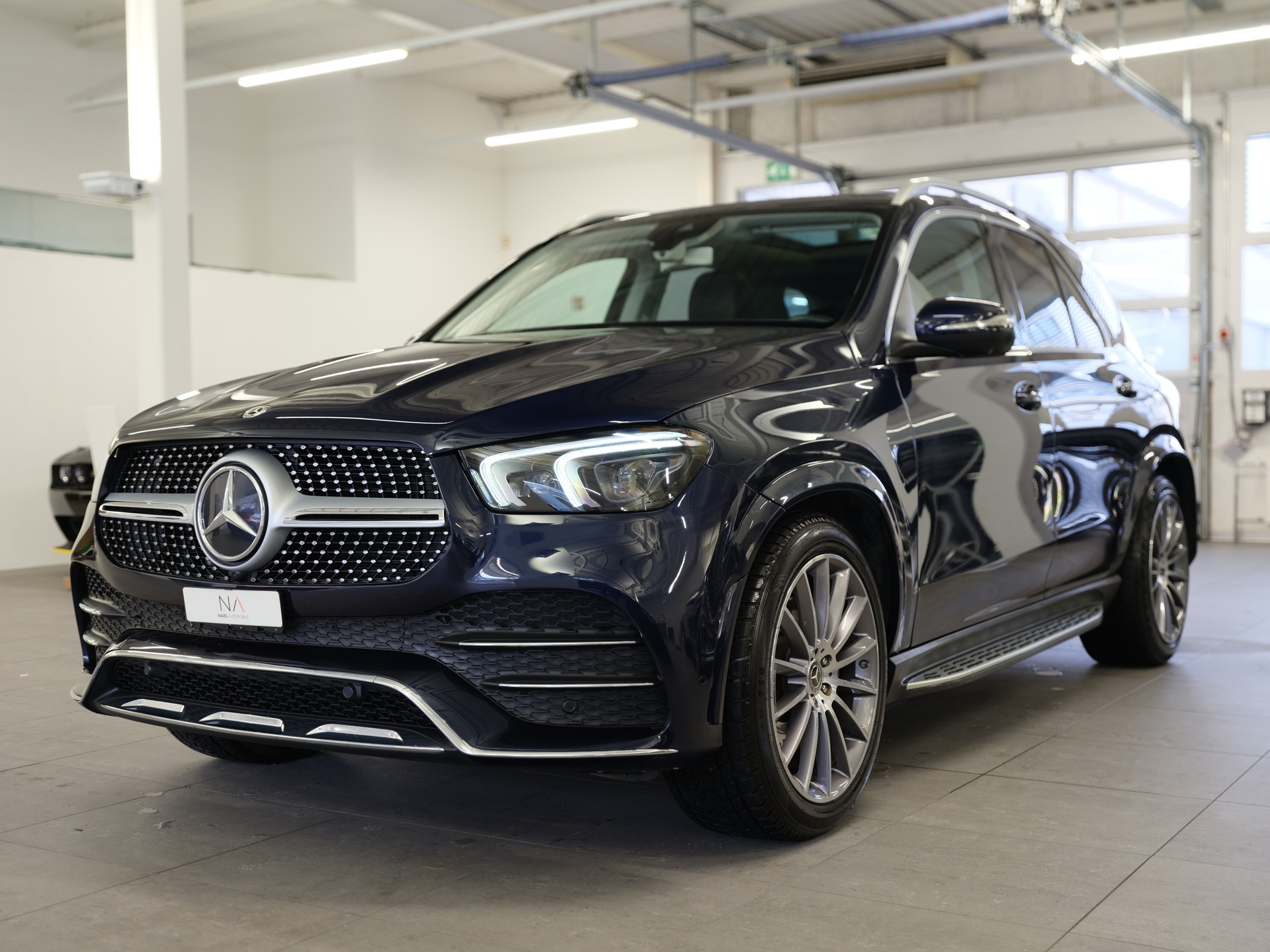 MERCEDES-BENZ GLE 350 e 4Matic AMG Line 9G-Tronic *360 Kamera* *Panorama* *AMG Line*-showroom-element-3